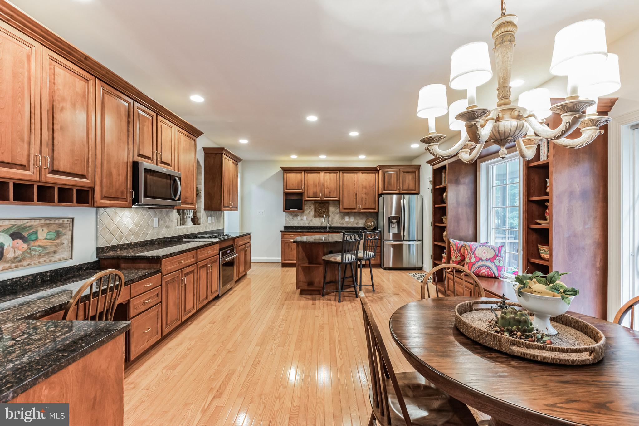 VIRGINIA GLEN - Residential