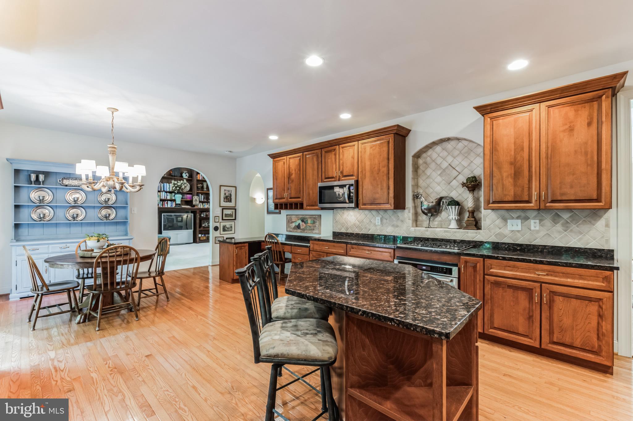 VIRGINIA GLEN - Residential