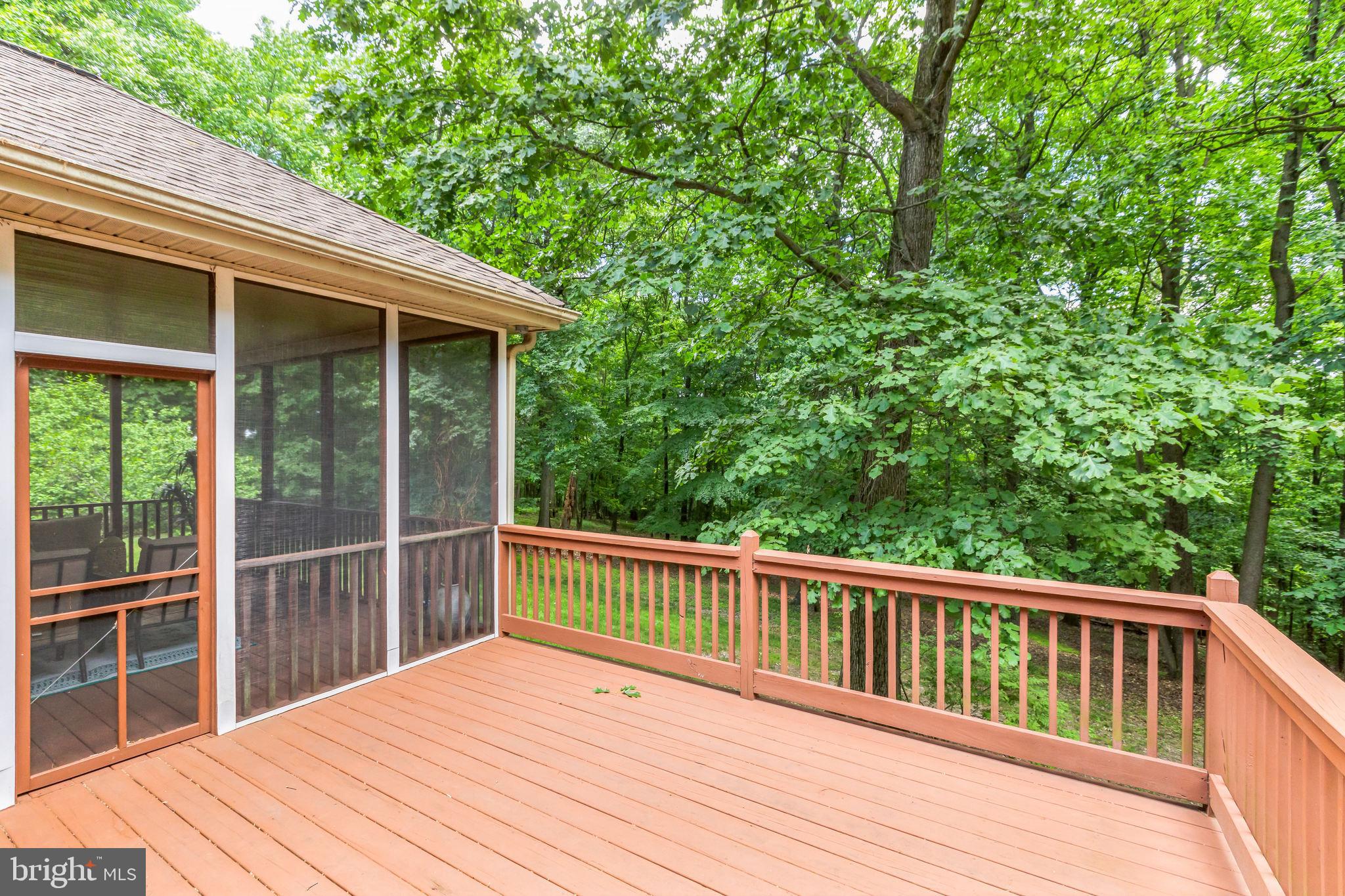 VIRGINIA GLEN - Residential