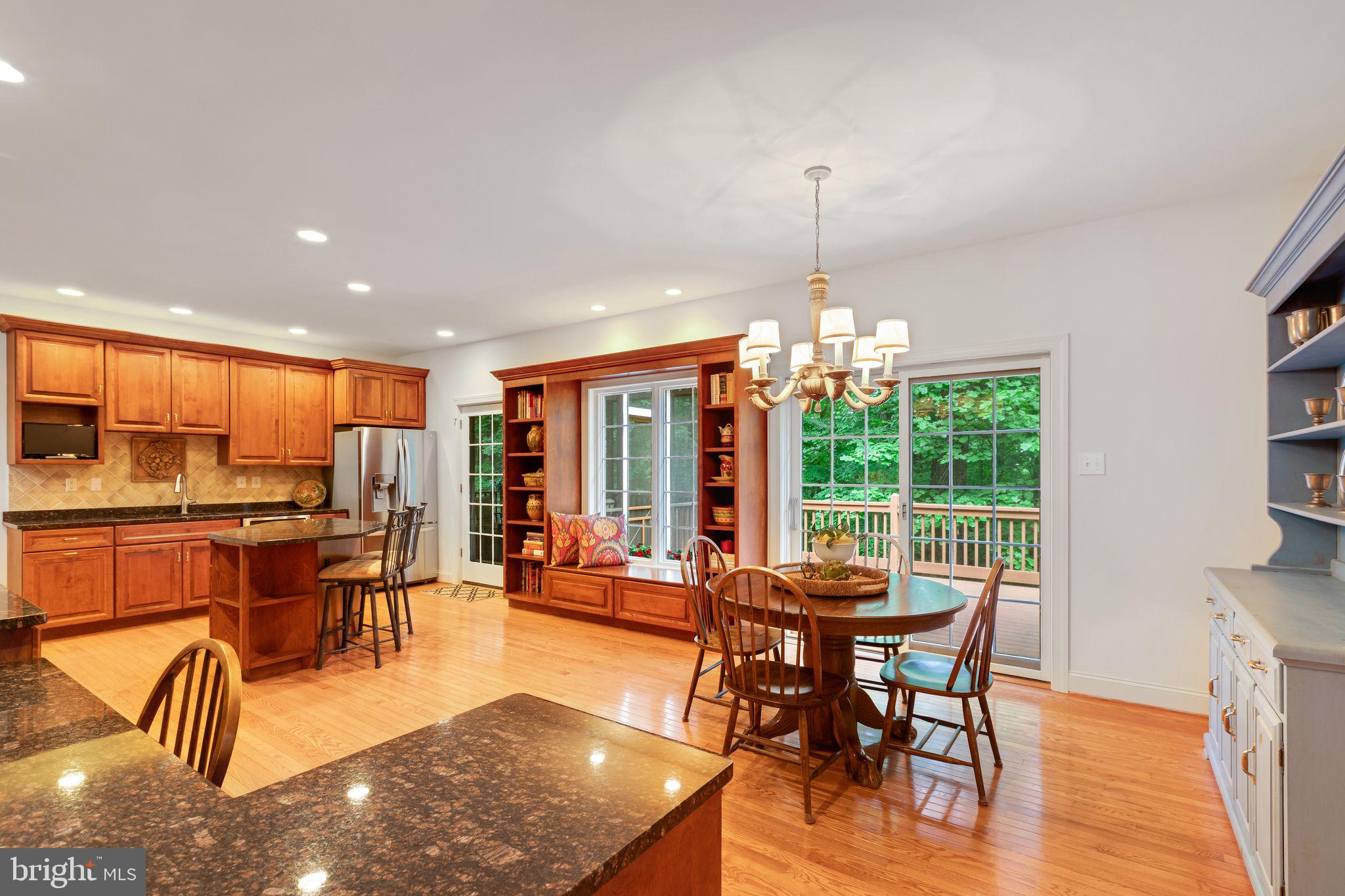 VIRGINIA GLEN - Residential