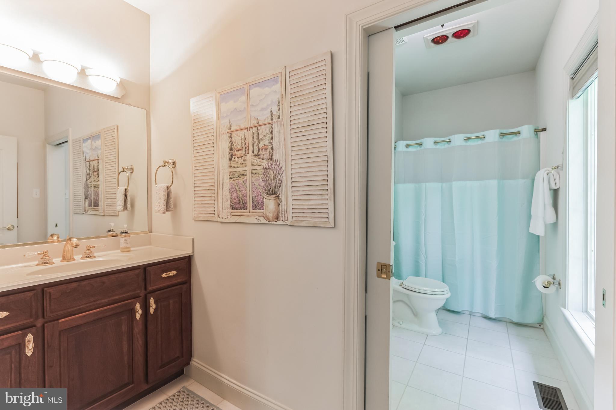 VIRGINIA GLEN - Residential