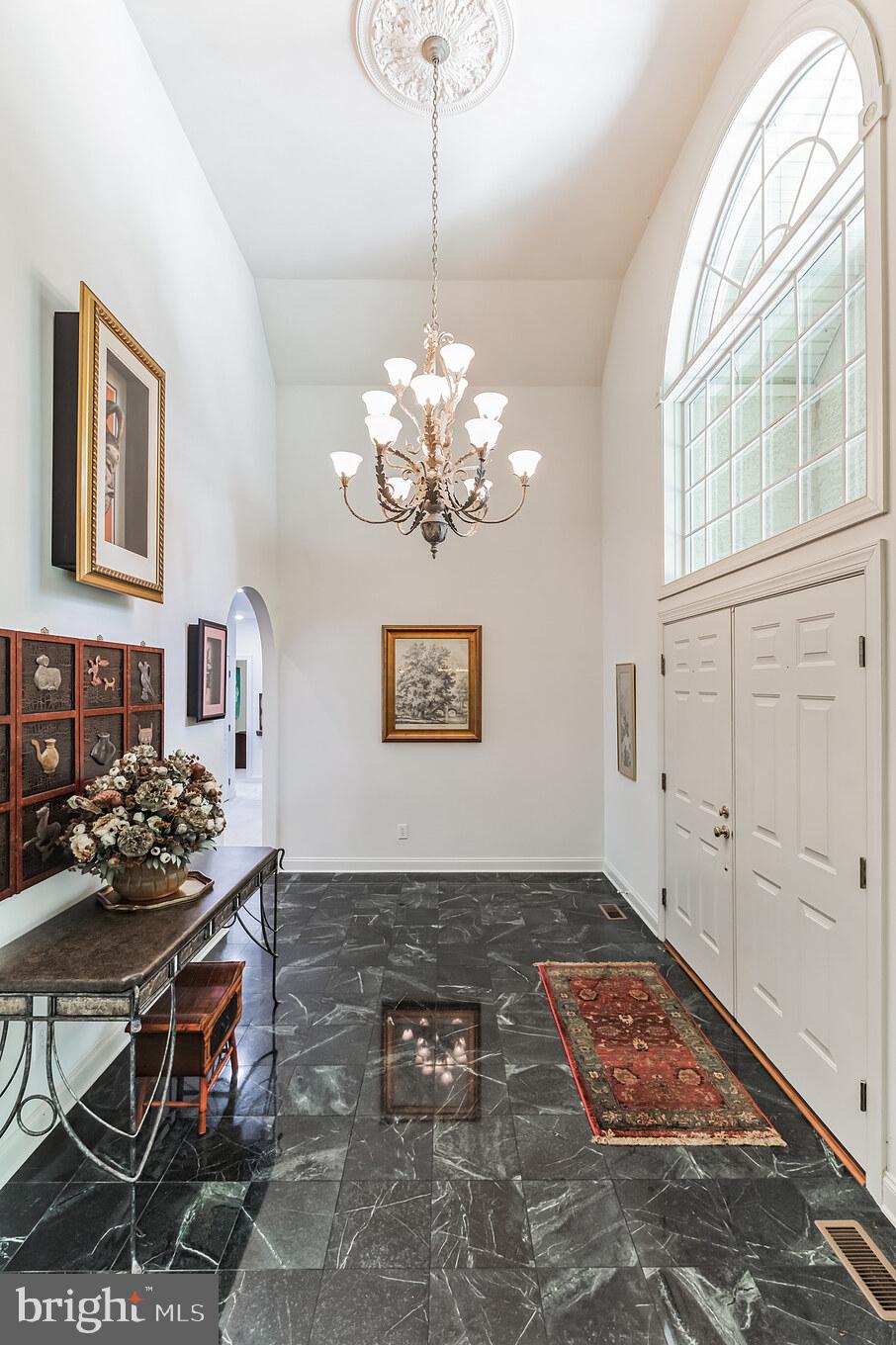 VIRGINIA GLEN - Residential