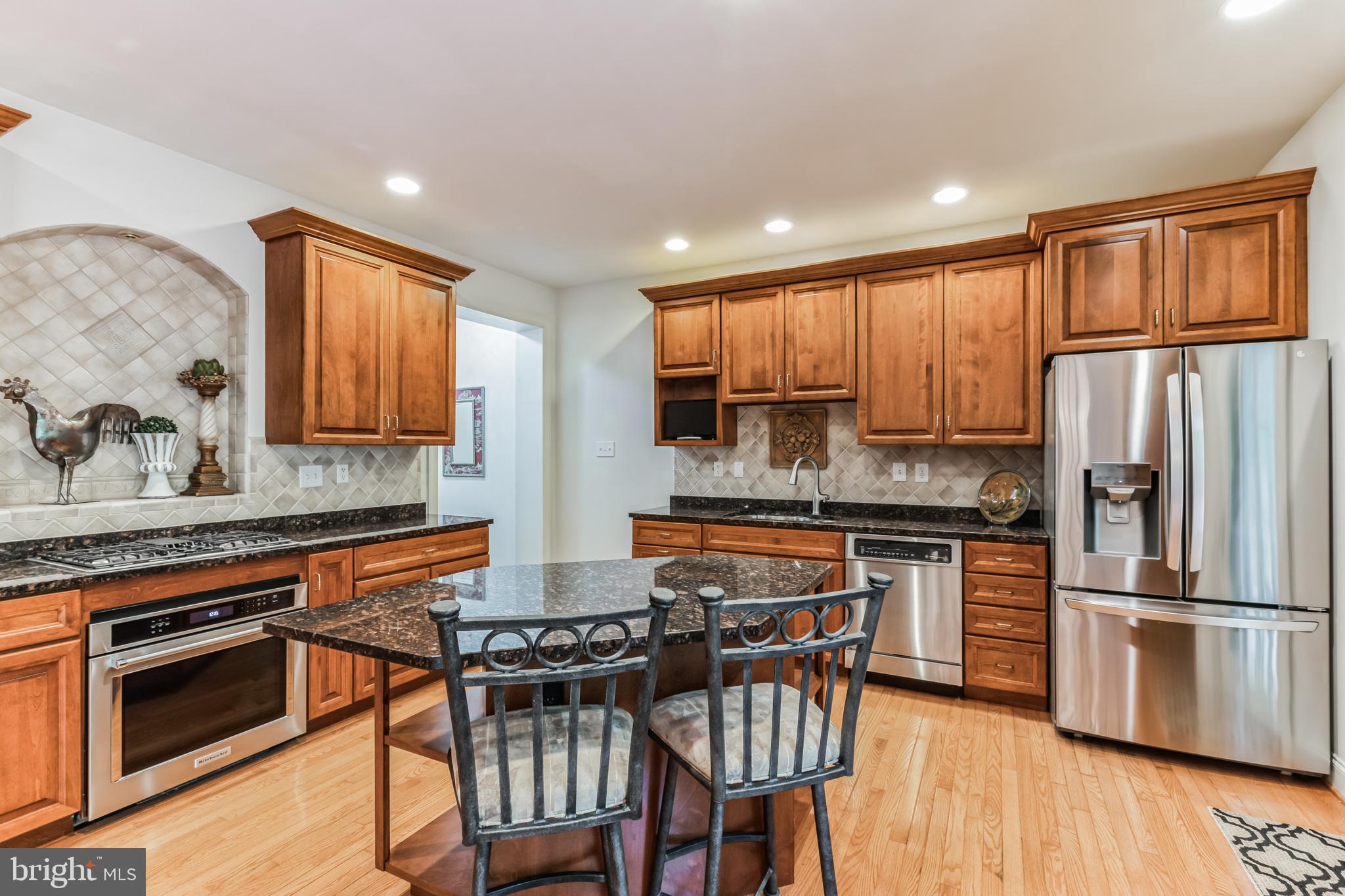 VIRGINIA GLEN - Residential