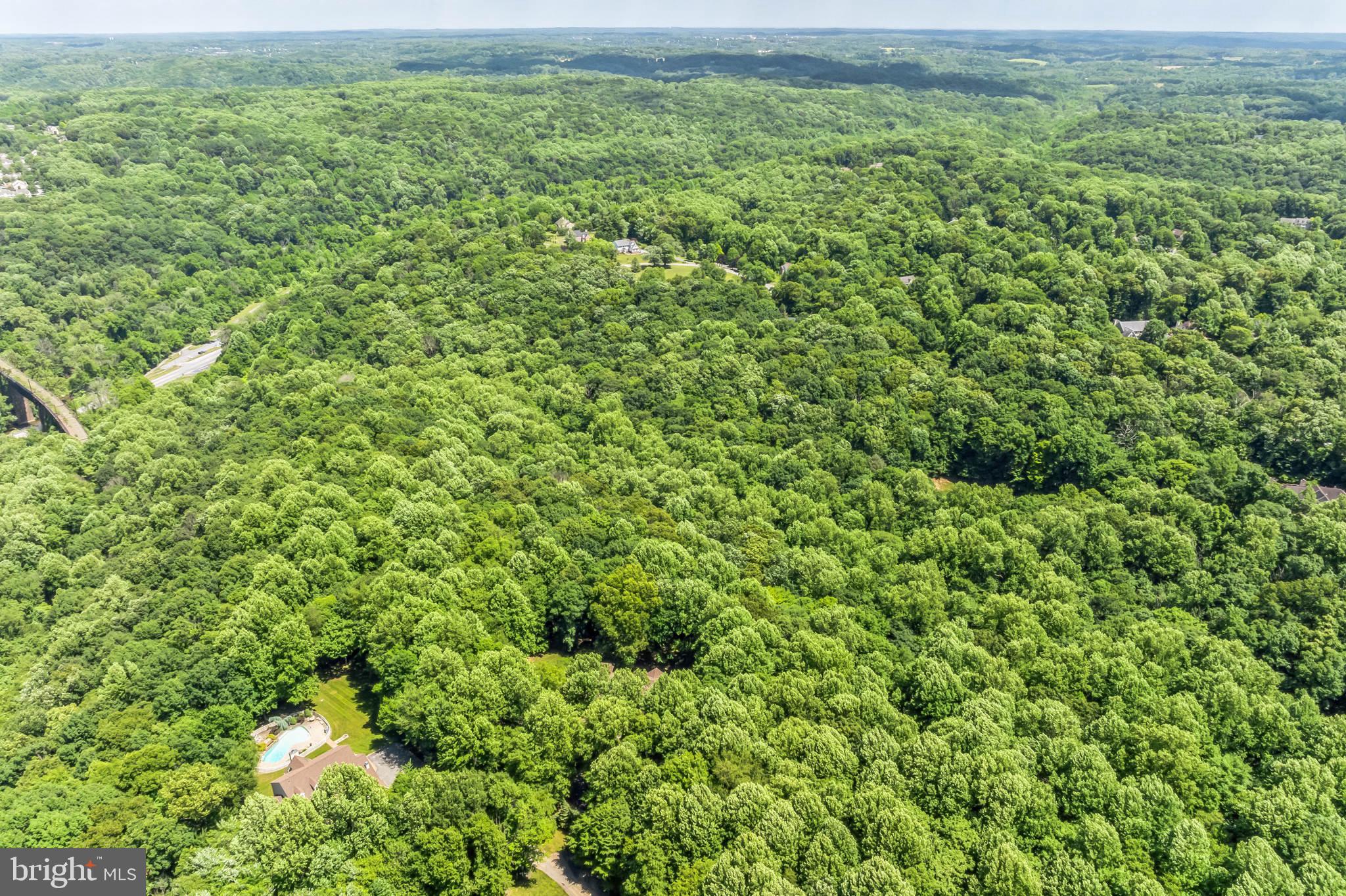 VIRGINIA GLEN - Residential