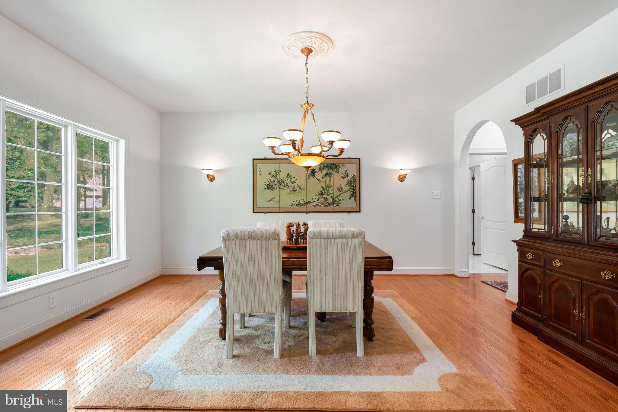 VIRGINIA GLEN - Residential