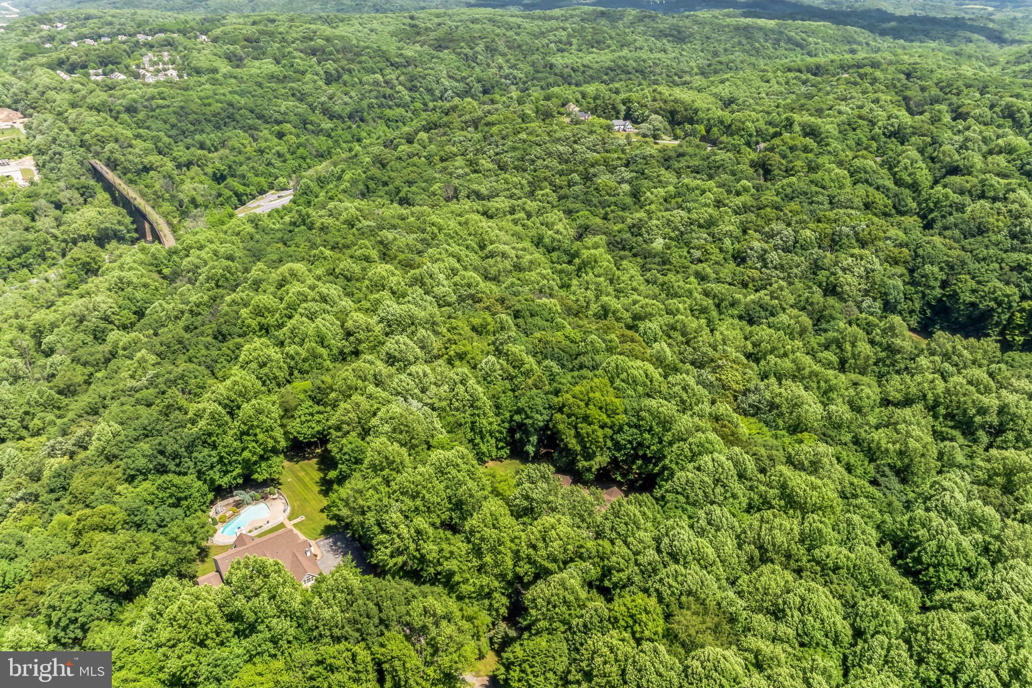 VIRGINIA GLEN - Residential