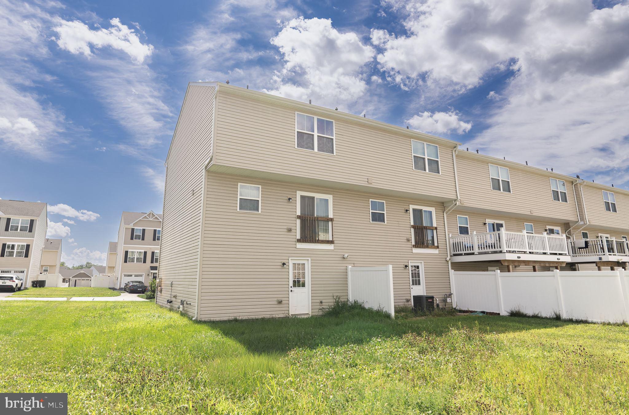 39 WIGGLES COURT