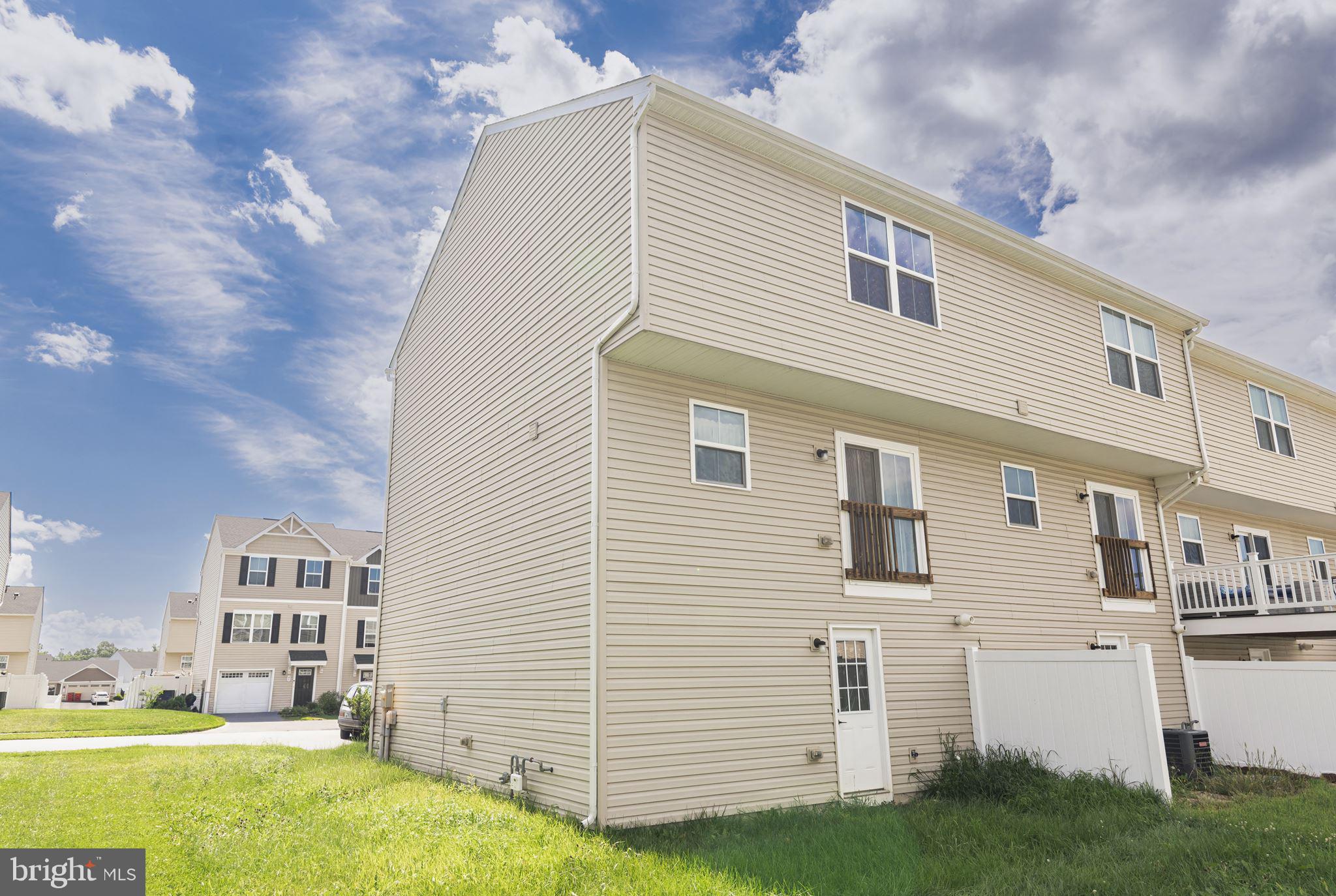 39 WIGGLES COURT