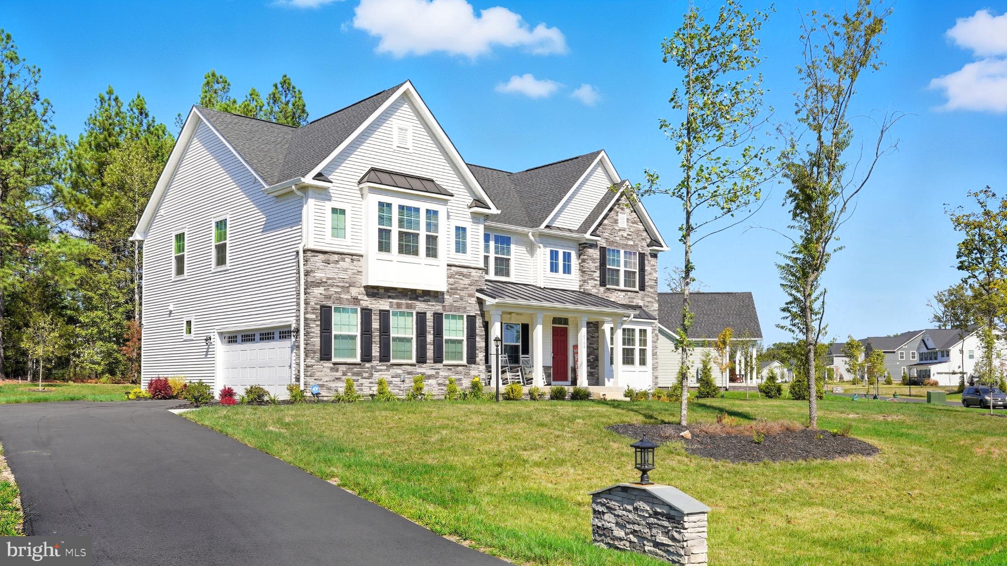 10706 GREEN LEAF RUN