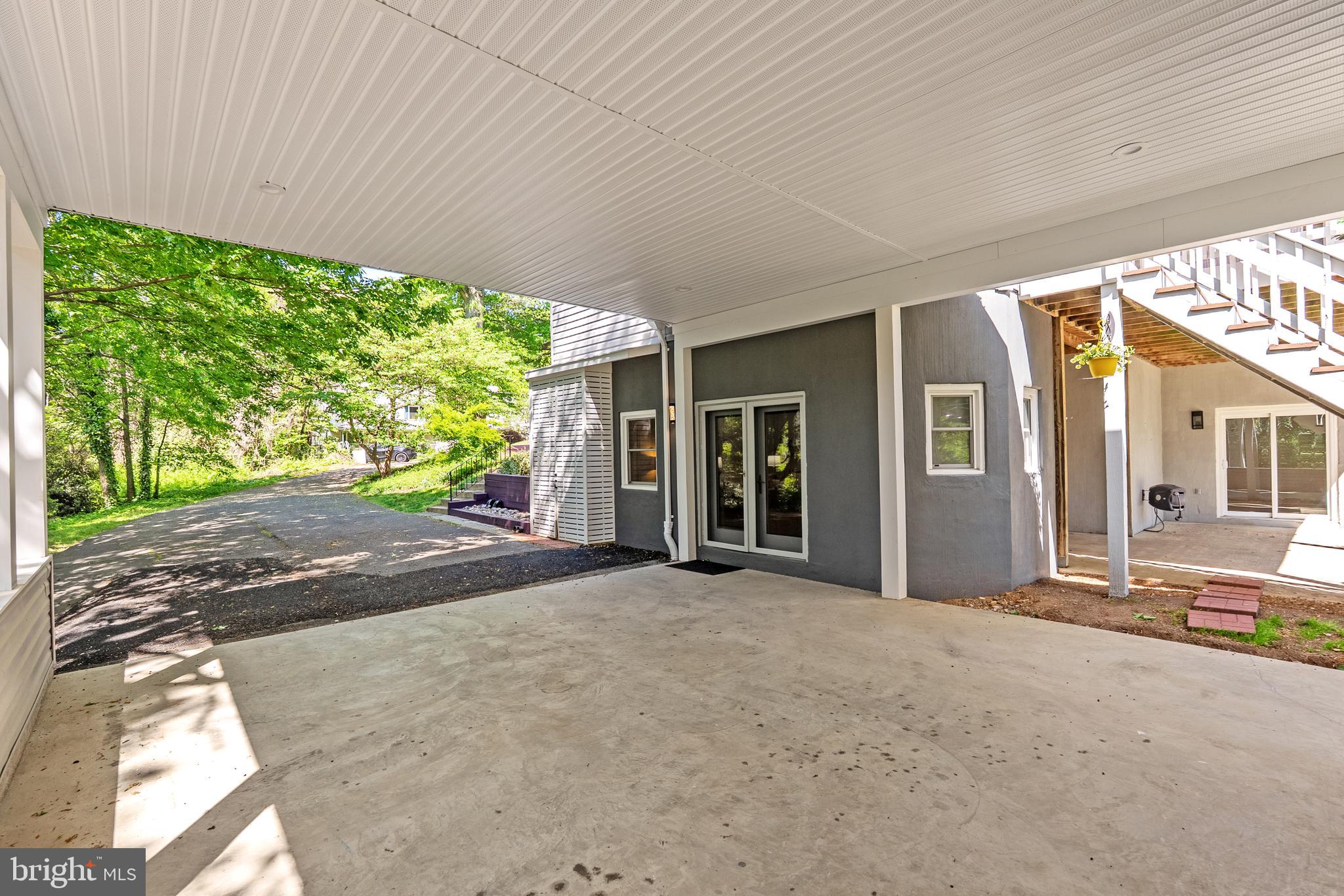 VALLEY VIEW - Residential