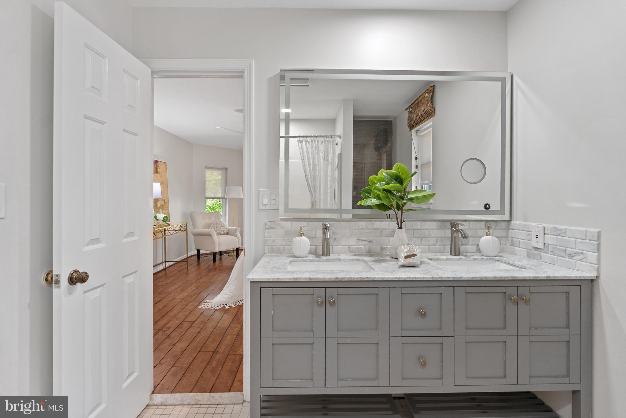 VALLEY VIEW - Residential