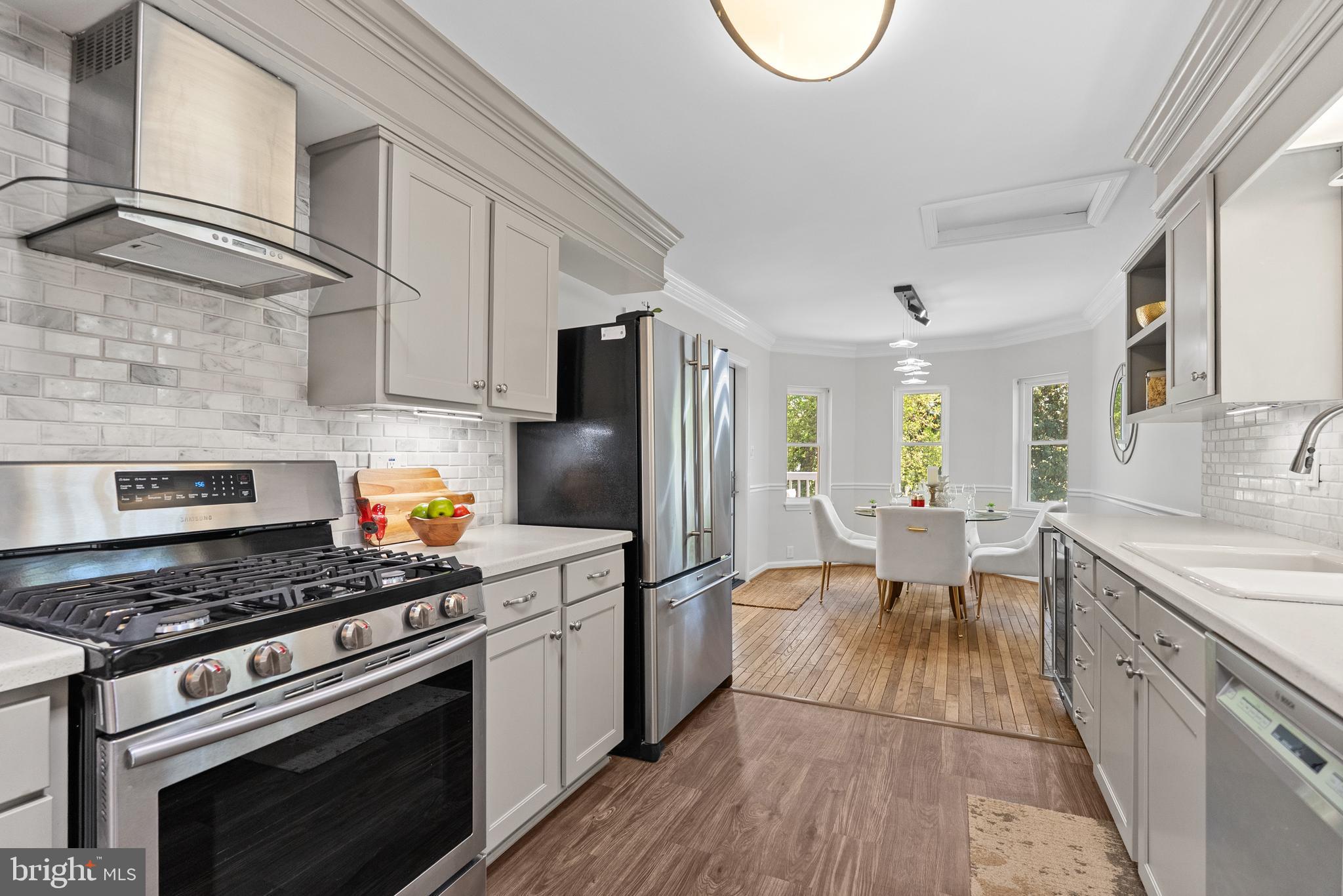 VALLEY VIEW - Residential