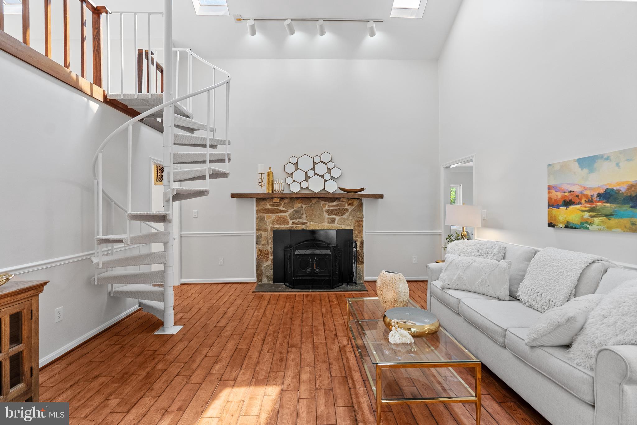 VALLEY VIEW - Residential