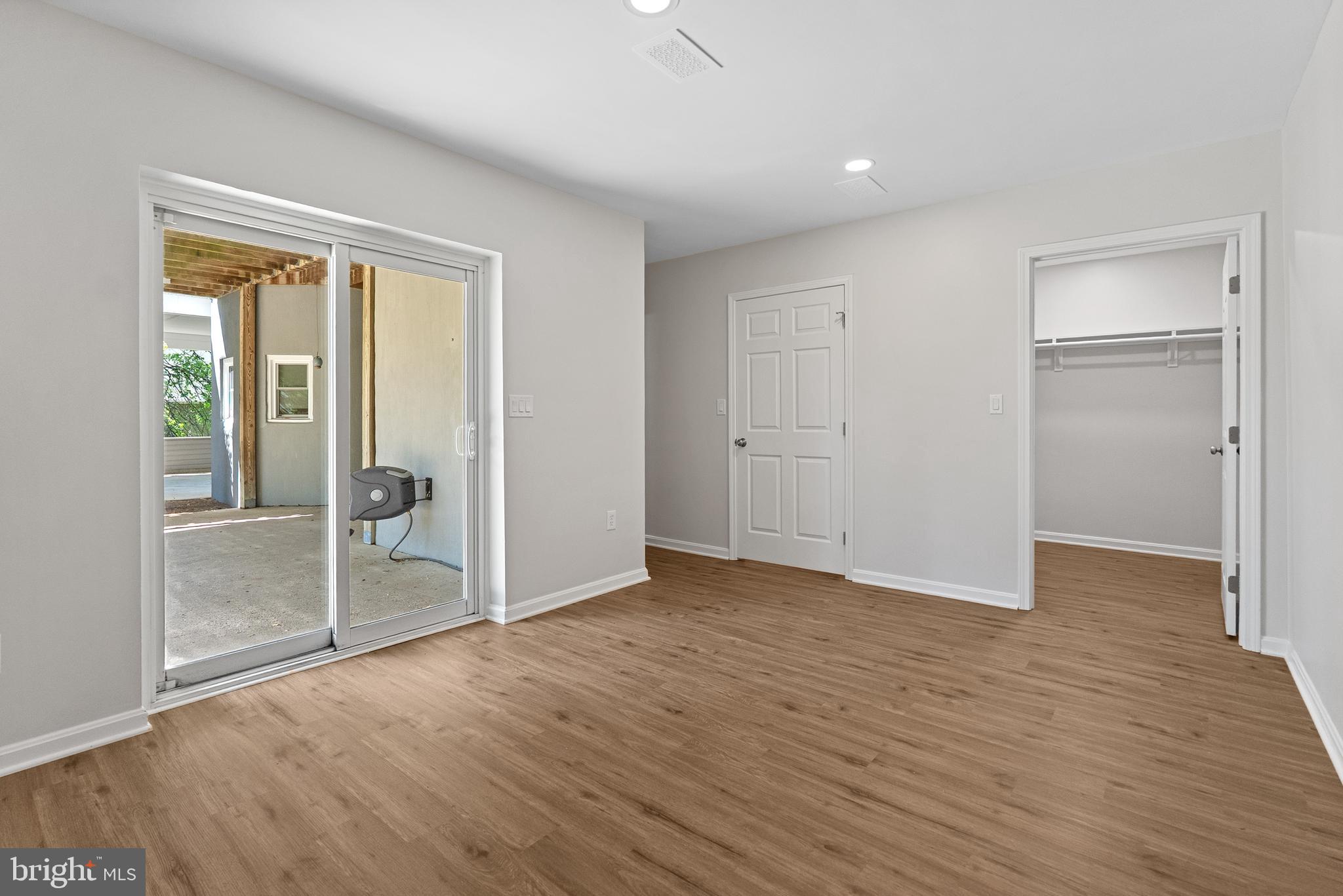 VALLEY VIEW - Residential