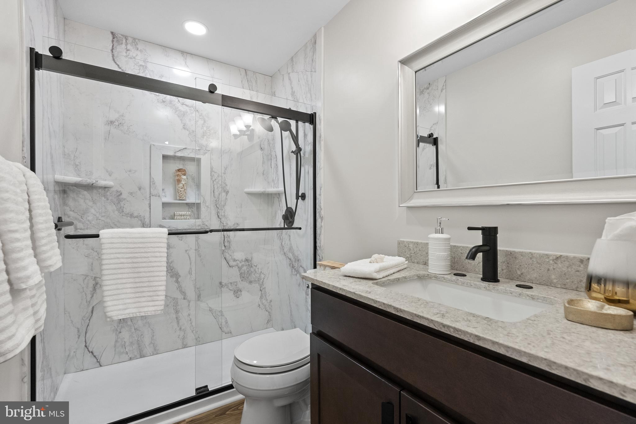 VALLEY VIEW - Residential