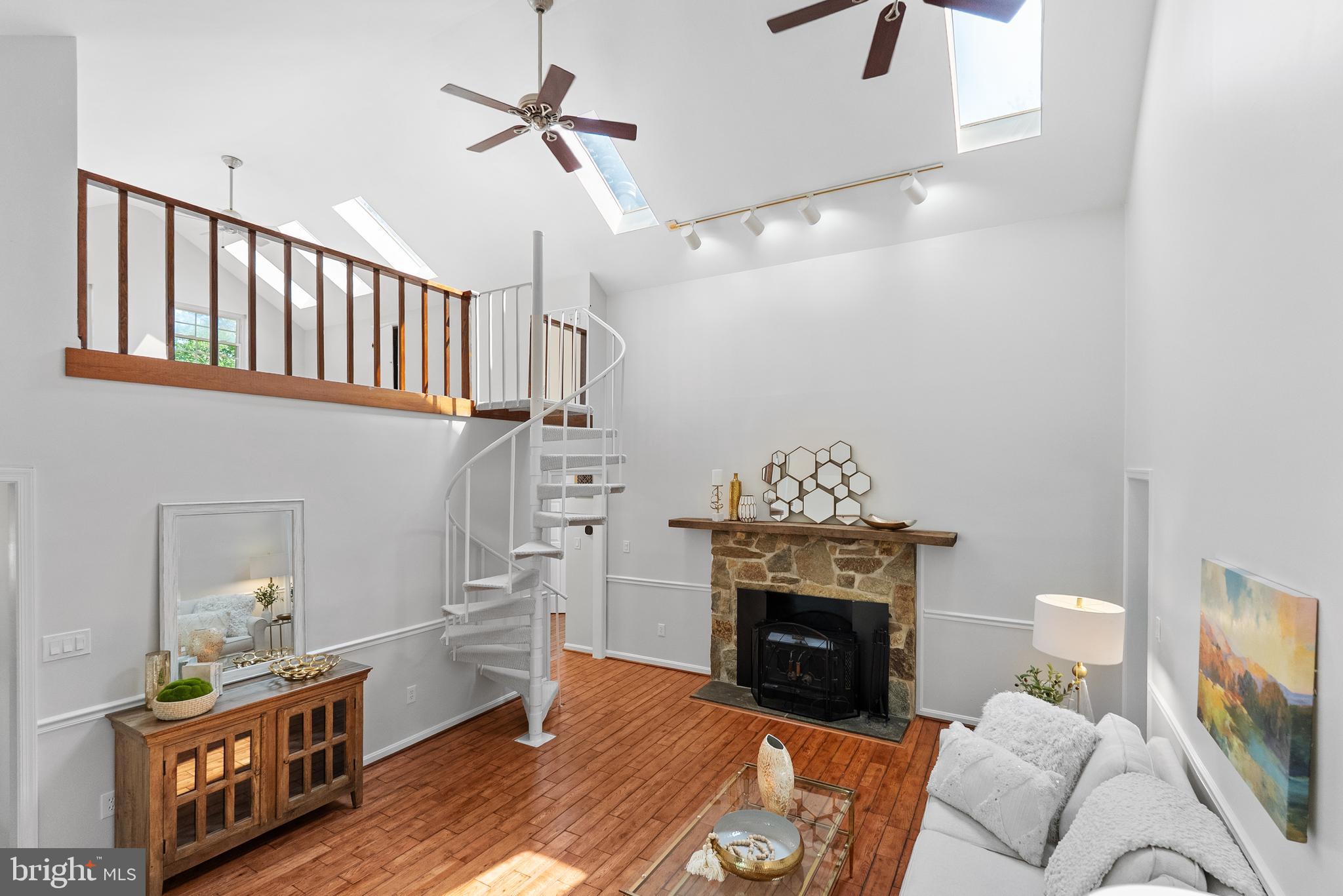 VALLEY VIEW - Residential