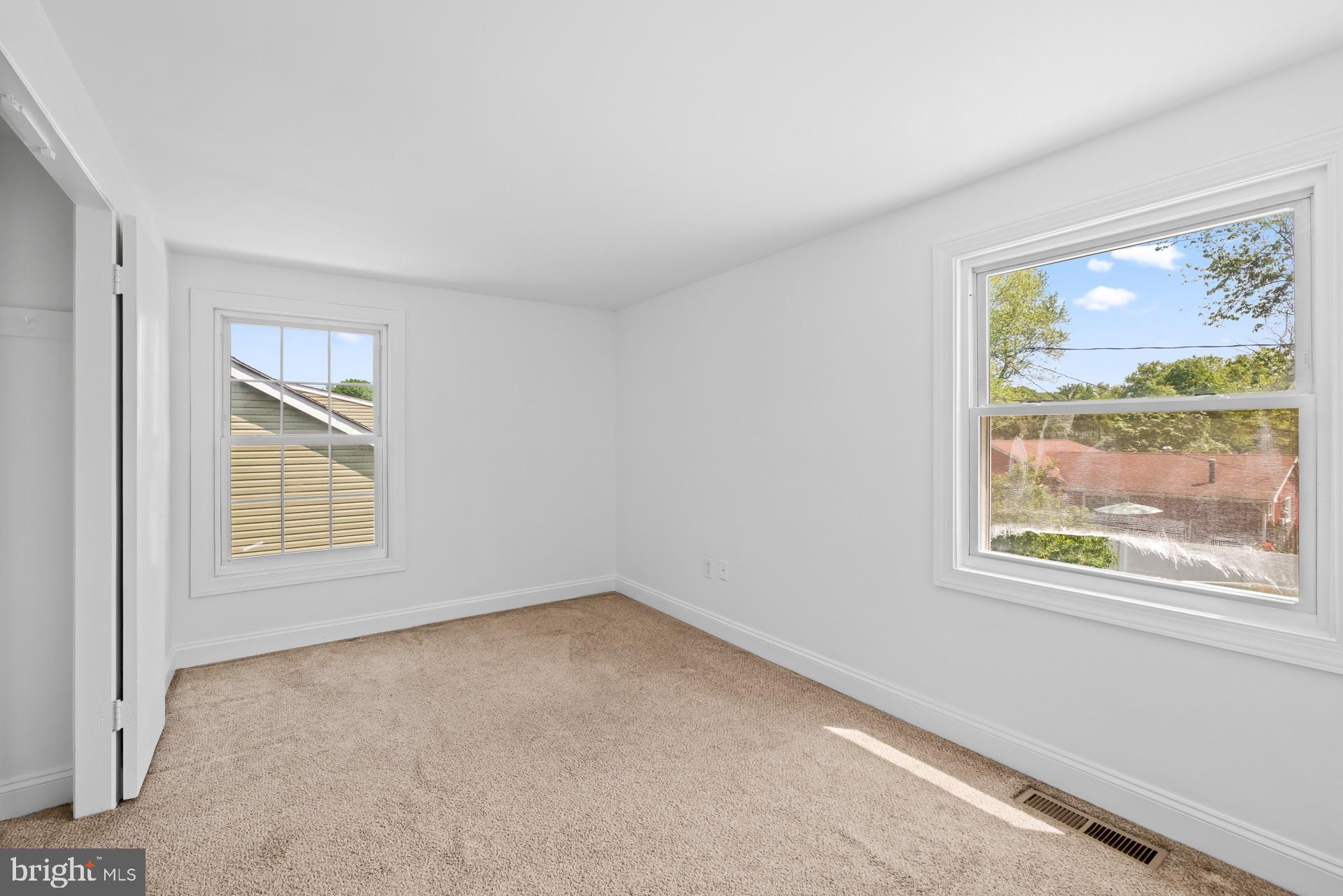 SOMERSET AT BELAIR - Residential