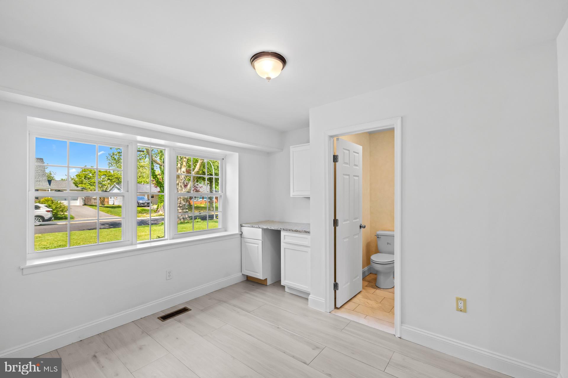 SOMERSET AT BELAIR - Residential