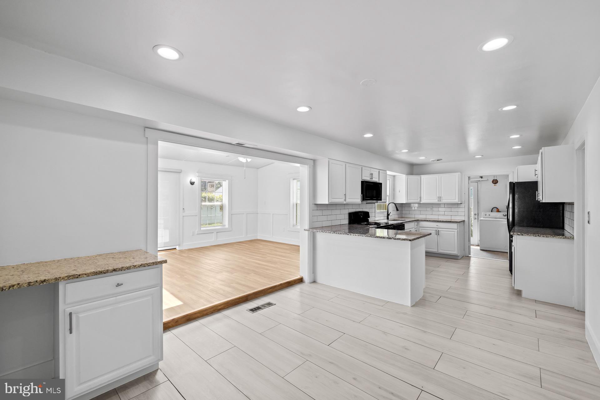 SOMERSET AT BELAIR - Residential