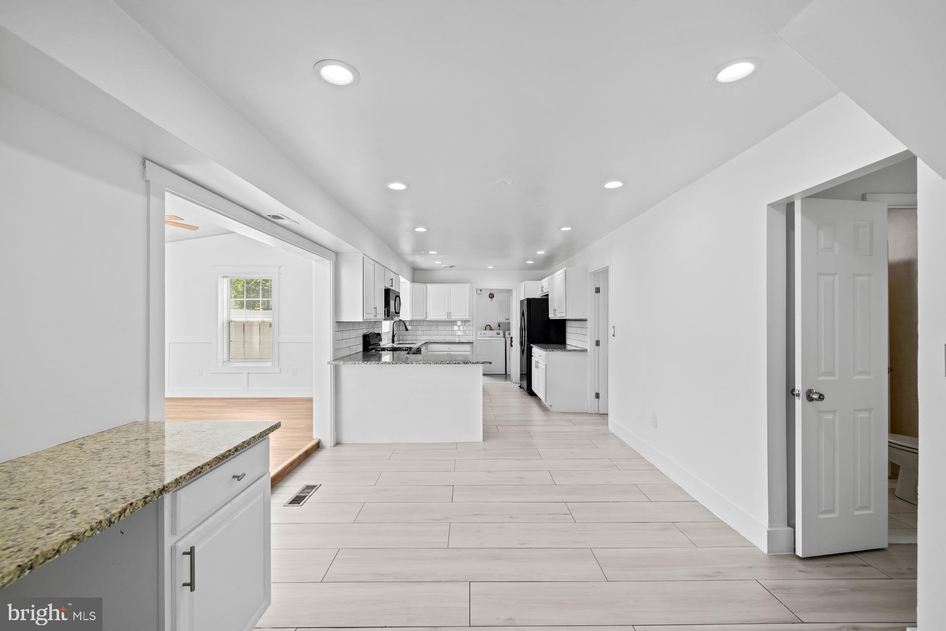 SOMERSET AT BELAIR - Residential