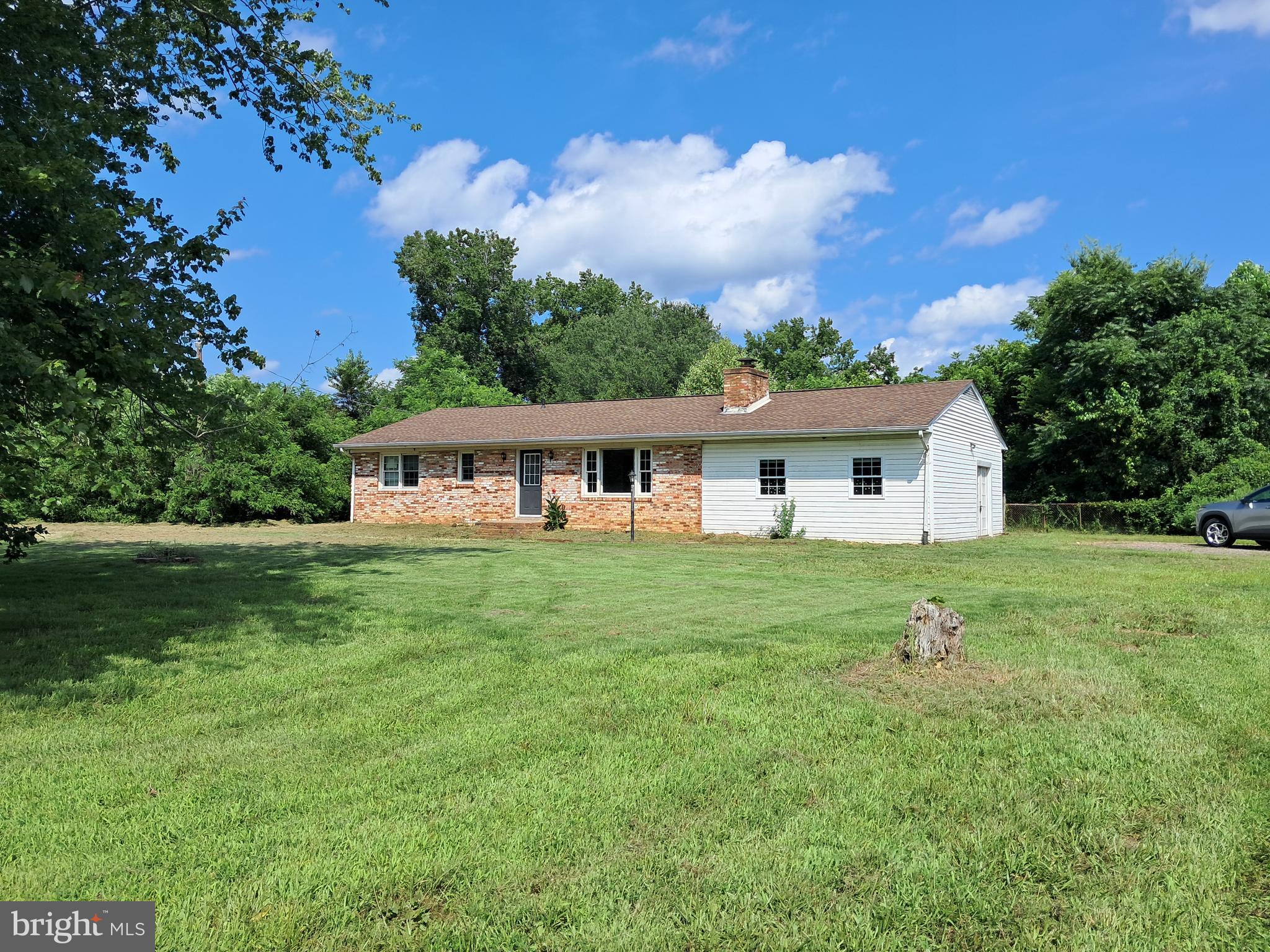 1 ACRE, No HOA. large yard with 3 bedrooms , office family room 1 .5 bathrooms, Large living room with fireplace. Home is being painted . Available by July 27th or sooner. Garden space. Several older outbuildings.
Appliances have been updated
Owner cleaning and prepping home for new tenant this week. Large family room in basement and large unfinished area in basement also. Water treatment system updated. Roof and HVAC replaced 6 yrs ago
Work on going all week. Cleaning 08/13 Waiting on Electric company to replace a main electrical wire for occupancy.
New micro wave ordered should arrive this week Available 16th of August Power washing as soon as electrical line is complete