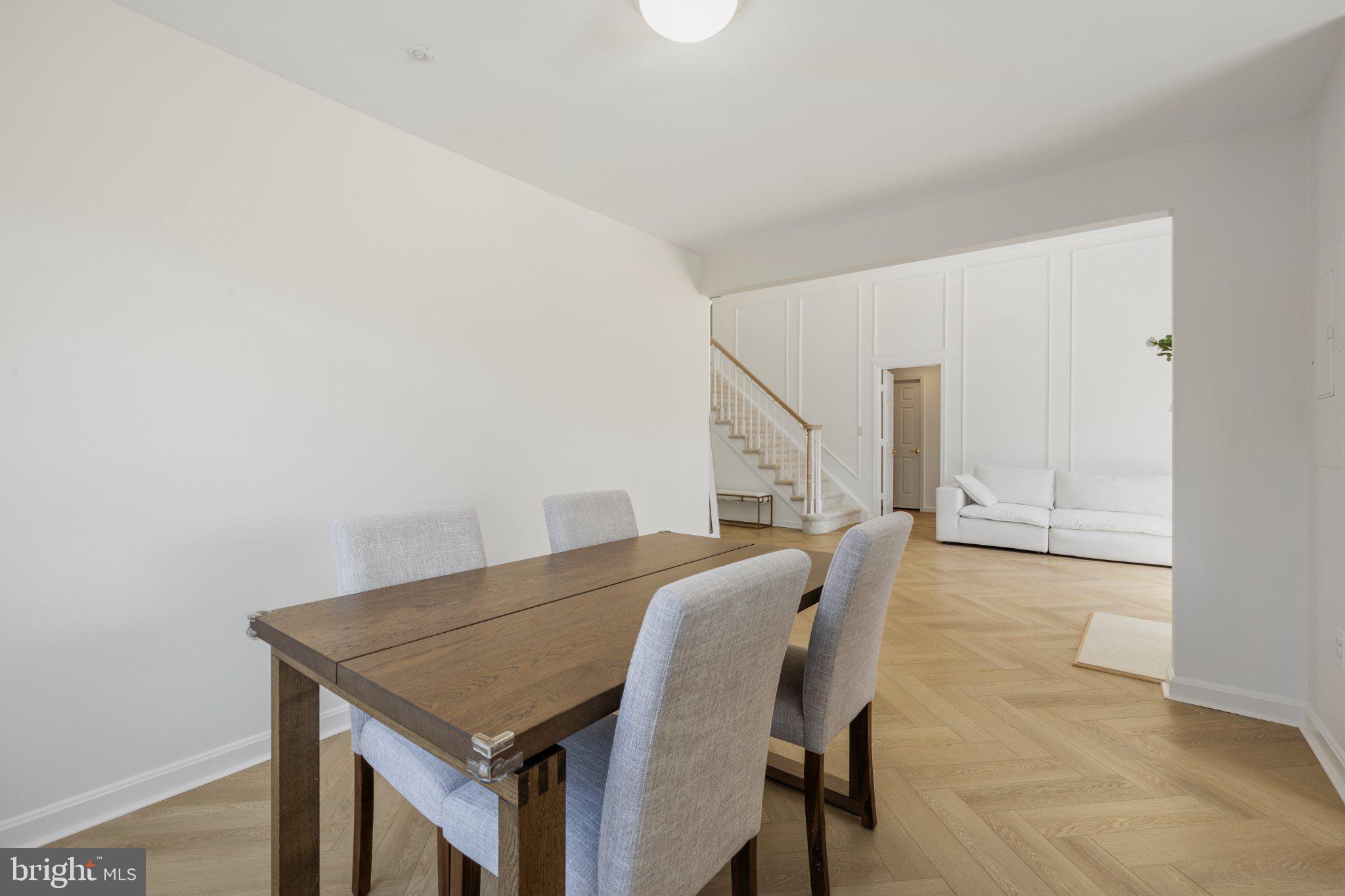 KENTLANDS VIEW - Residential