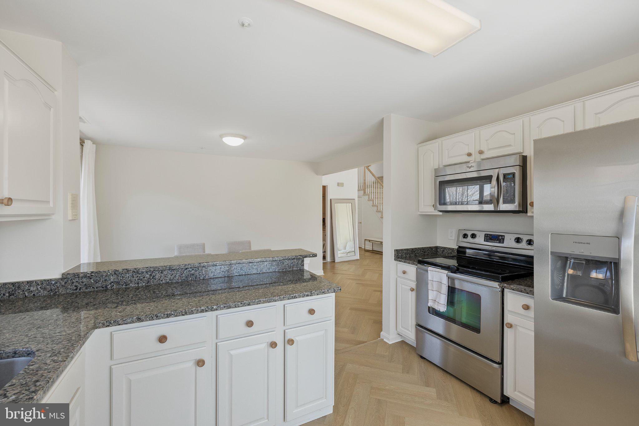 KENTLANDS VIEW - Residential