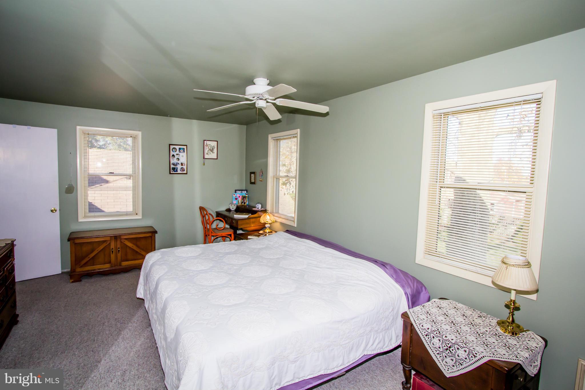 QUAKER NECK - Residential