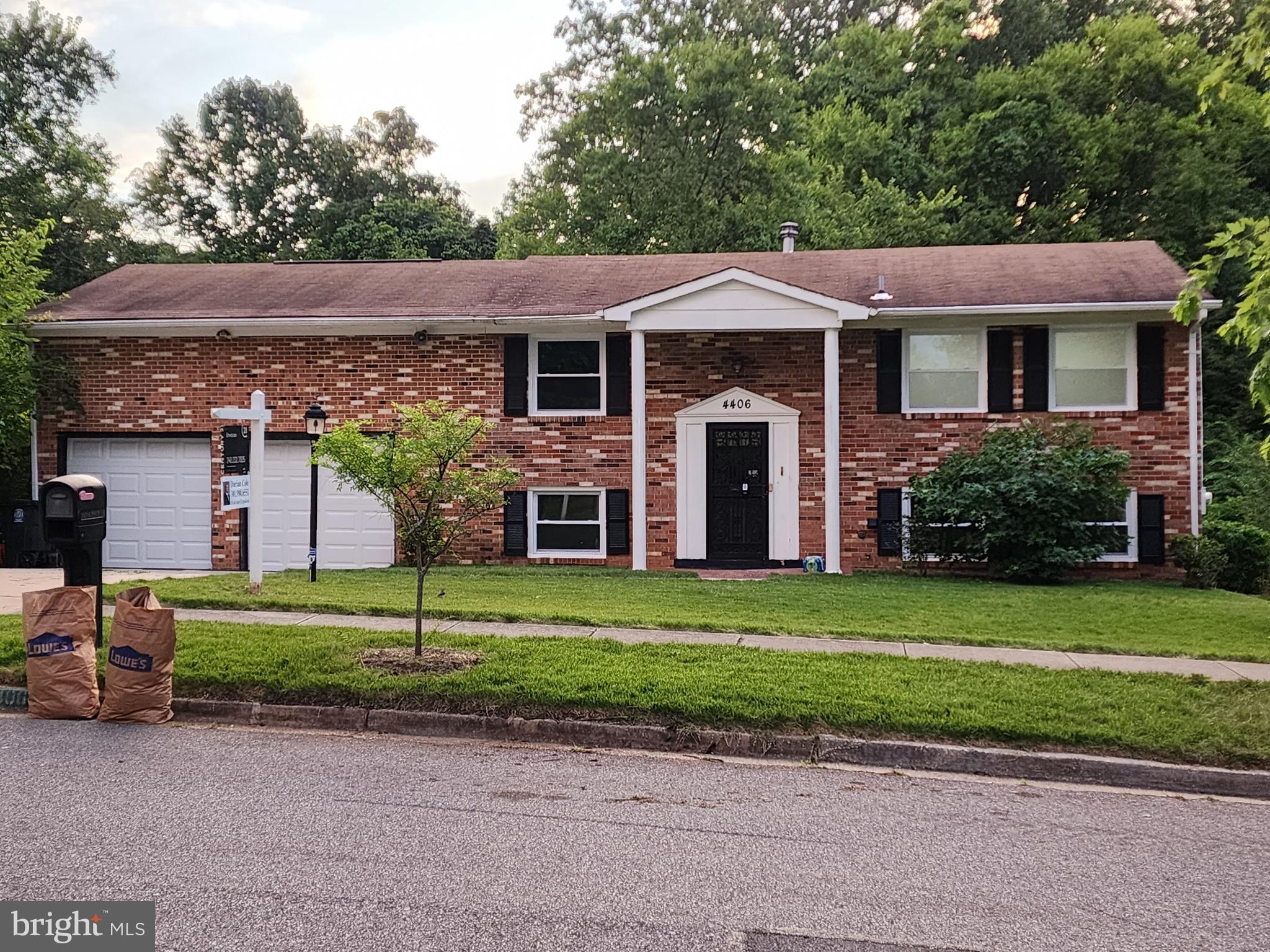 MARLBORO MEADOWS - Residential