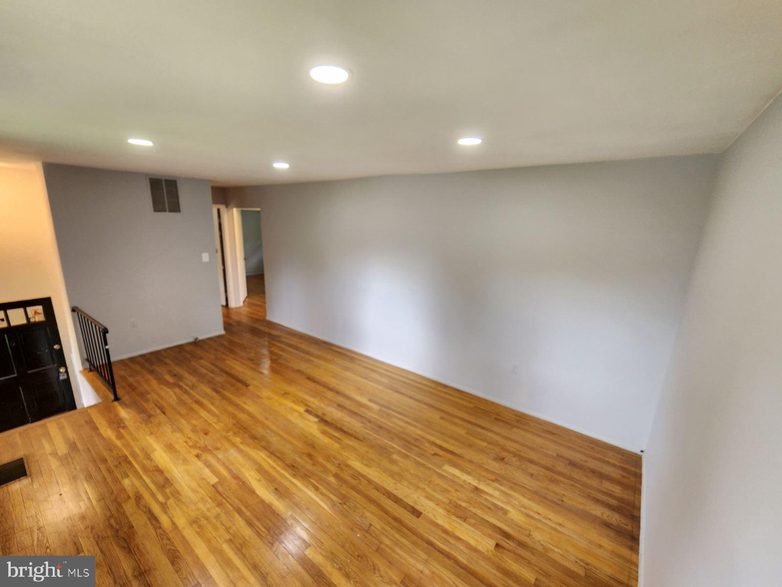 MARLBORO MEADOWS - Residential