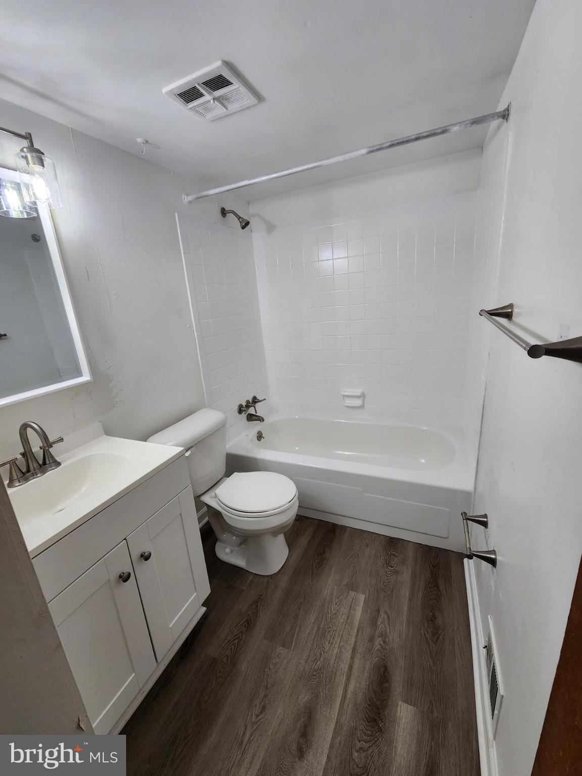 MARLBORO MEADOWS - Residential