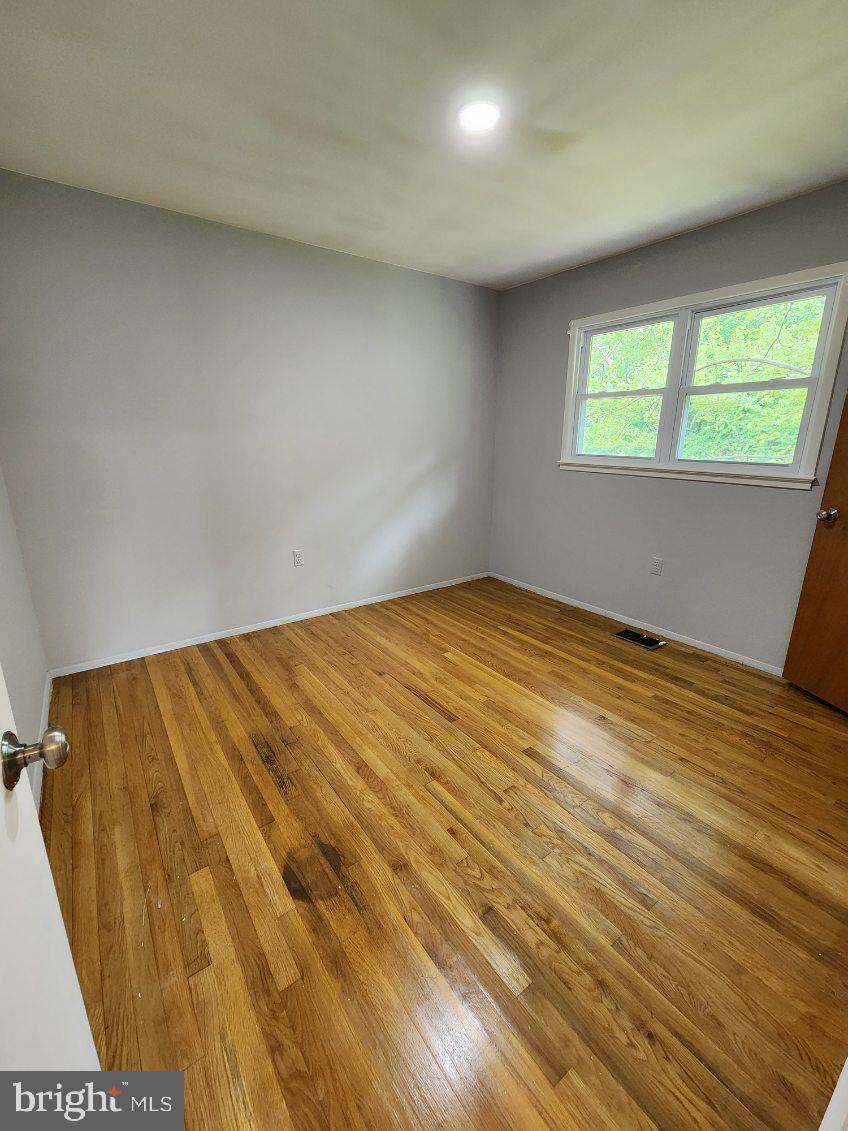 MARLBORO MEADOWS - Residential