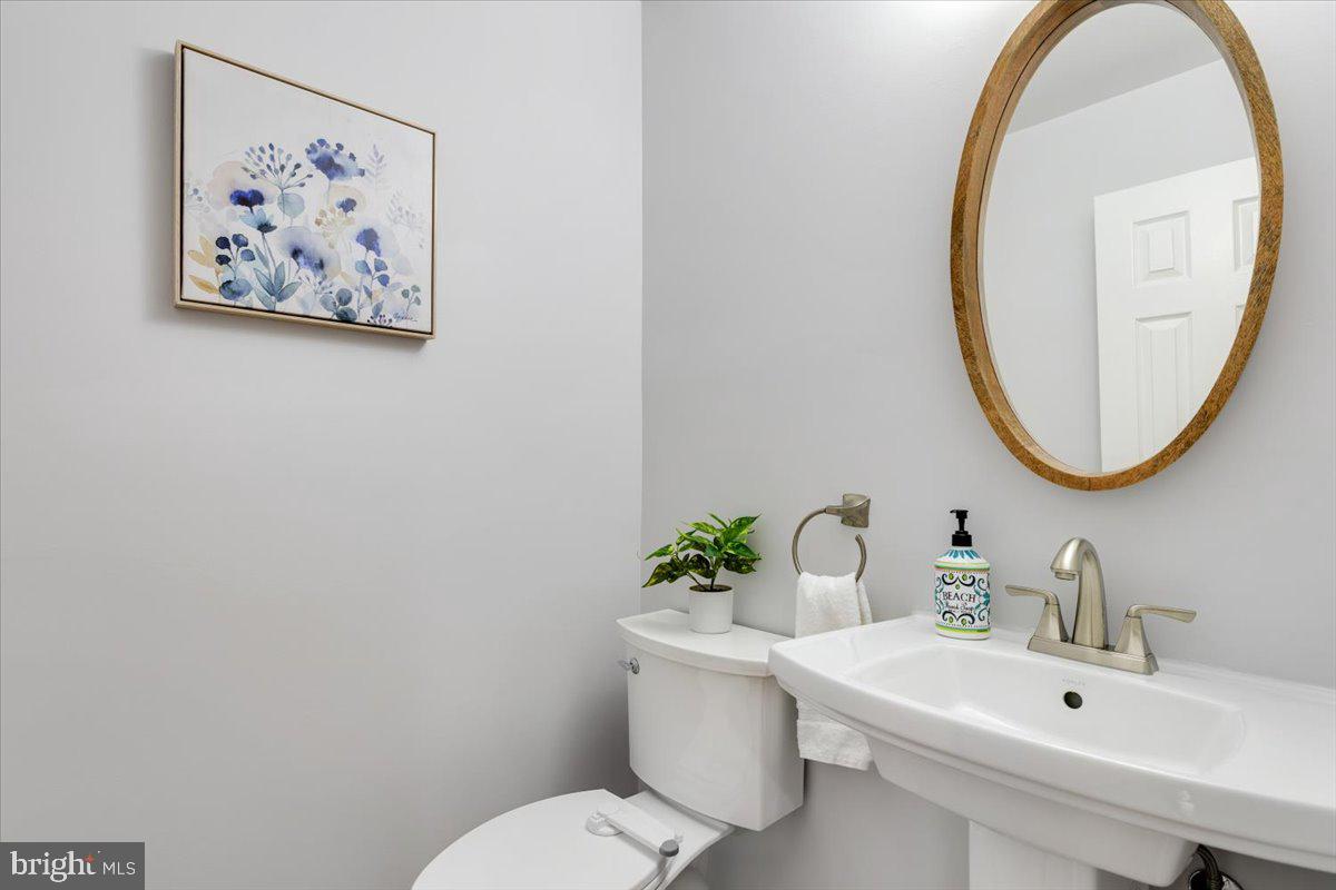 HIDDEN OAKS - Residential