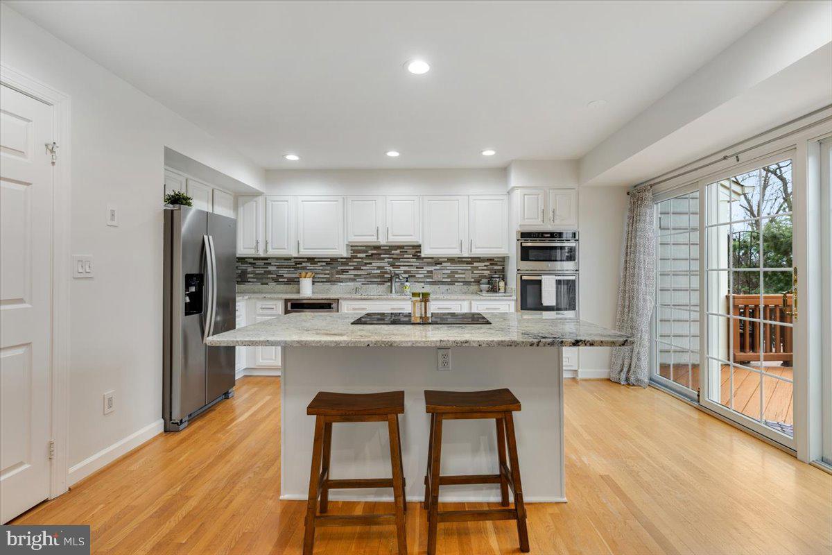 HIDDEN OAKS - Residential