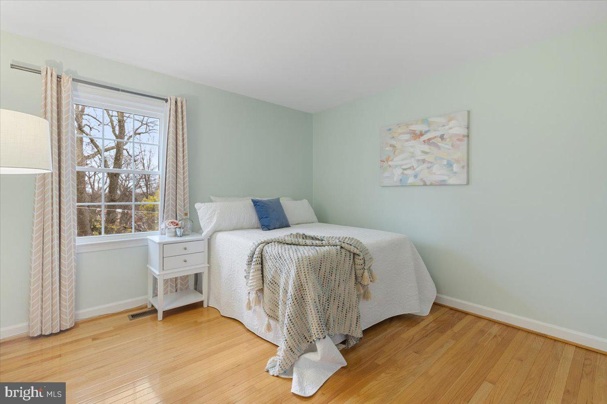 HIDDEN OAKS - Residential