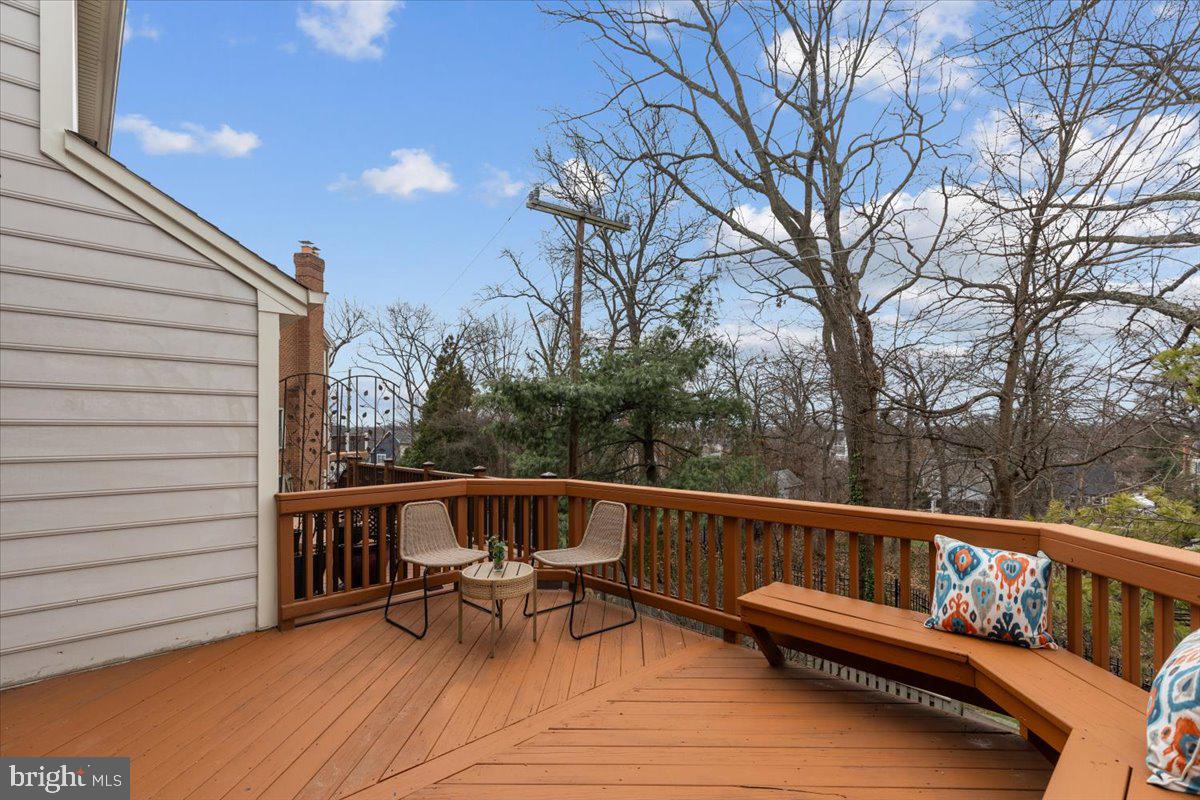 HIDDEN OAKS - Residential