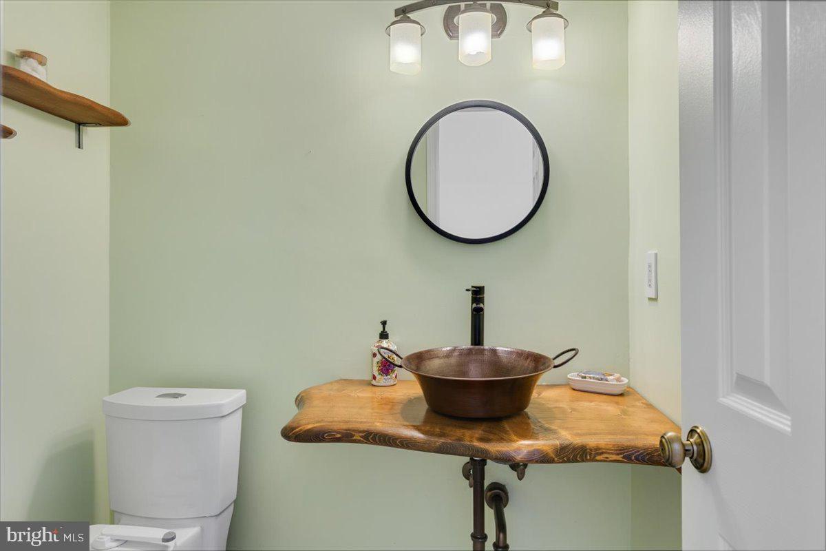 HIDDEN OAKS - Residential