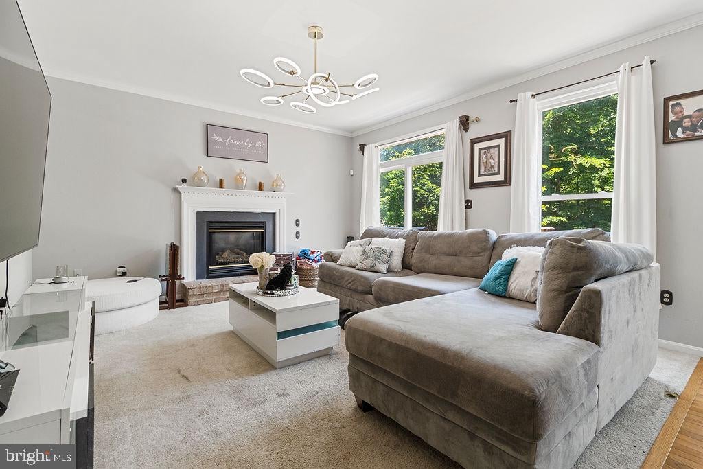 5886 RHODE ISLAND DRIVE