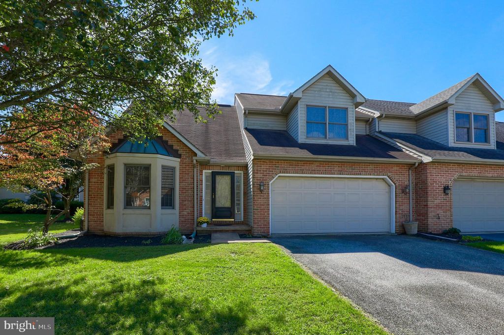 Photo of 2660 STAGECOACH LN, LANCASTER, PA 17601 (MLS # PALA2025690)