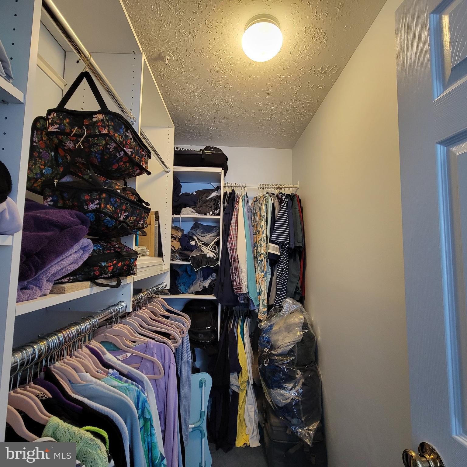 LAKEWOOD EST SUB - Residential