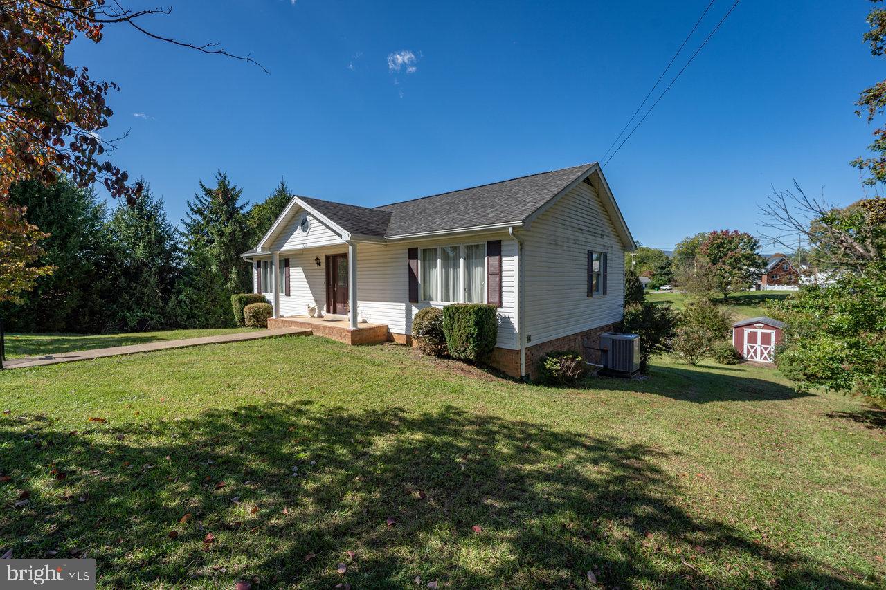 TOWN OF LURAY - Residential