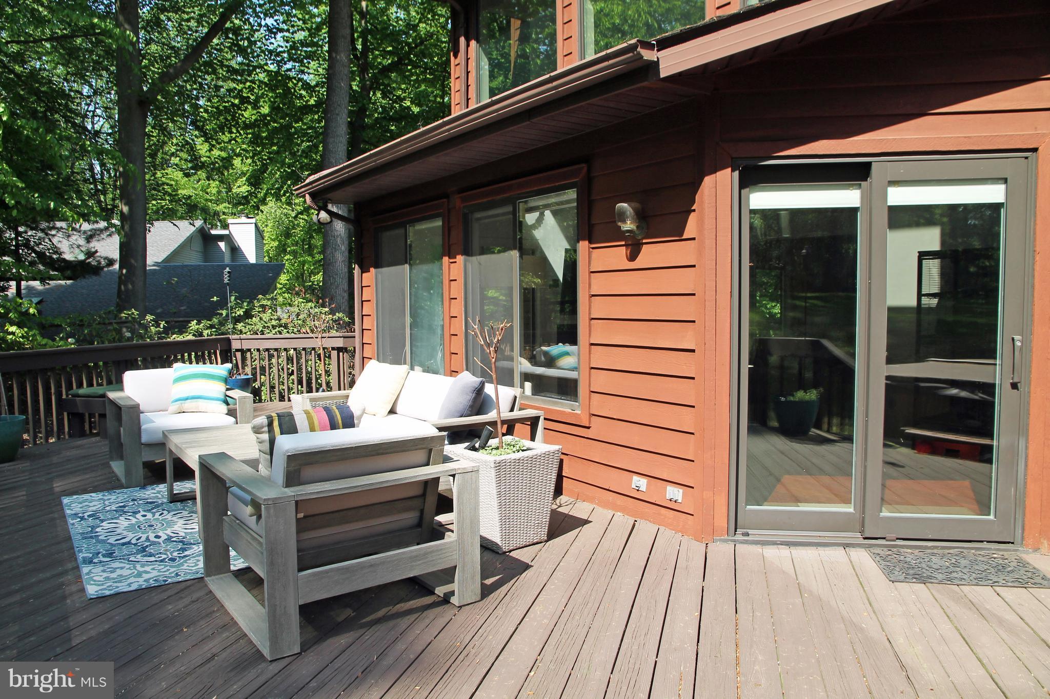 ASHTON WOODS - Residential