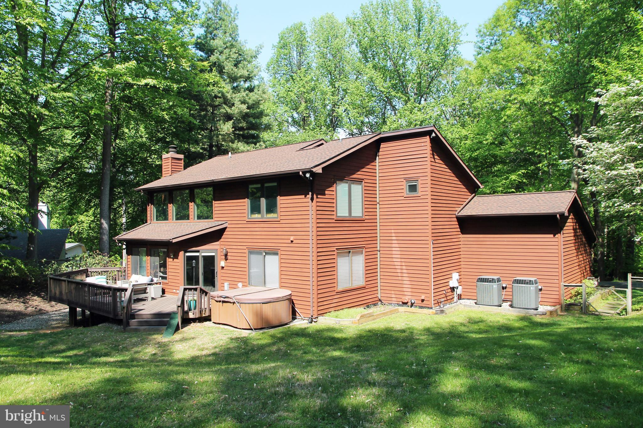 ASHTON WOODS - Residential