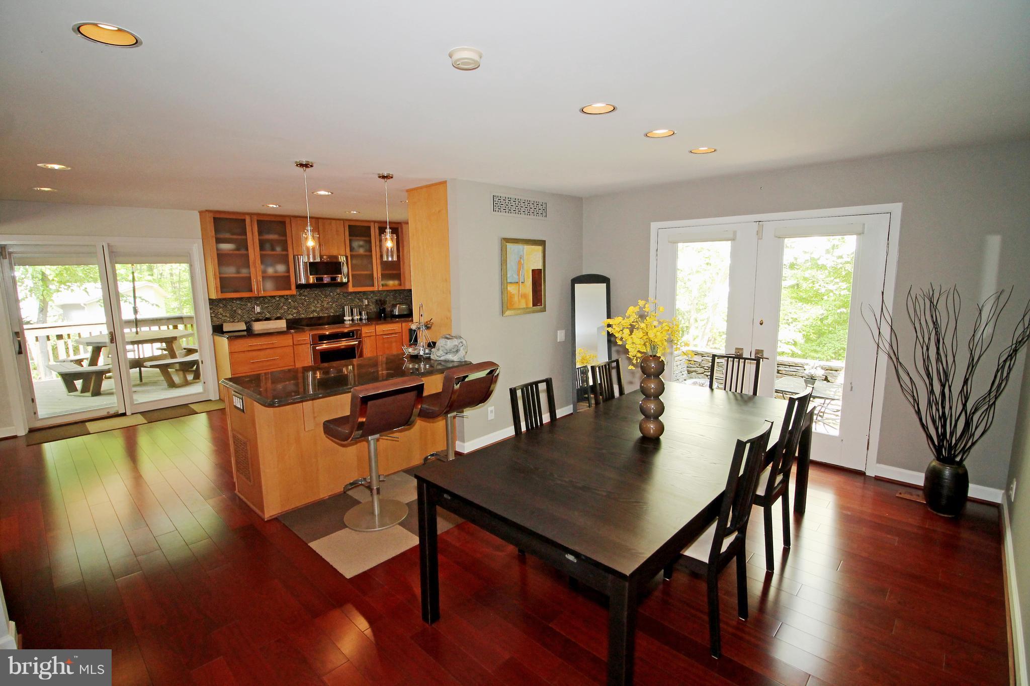 ASHTON WOODS - Residential