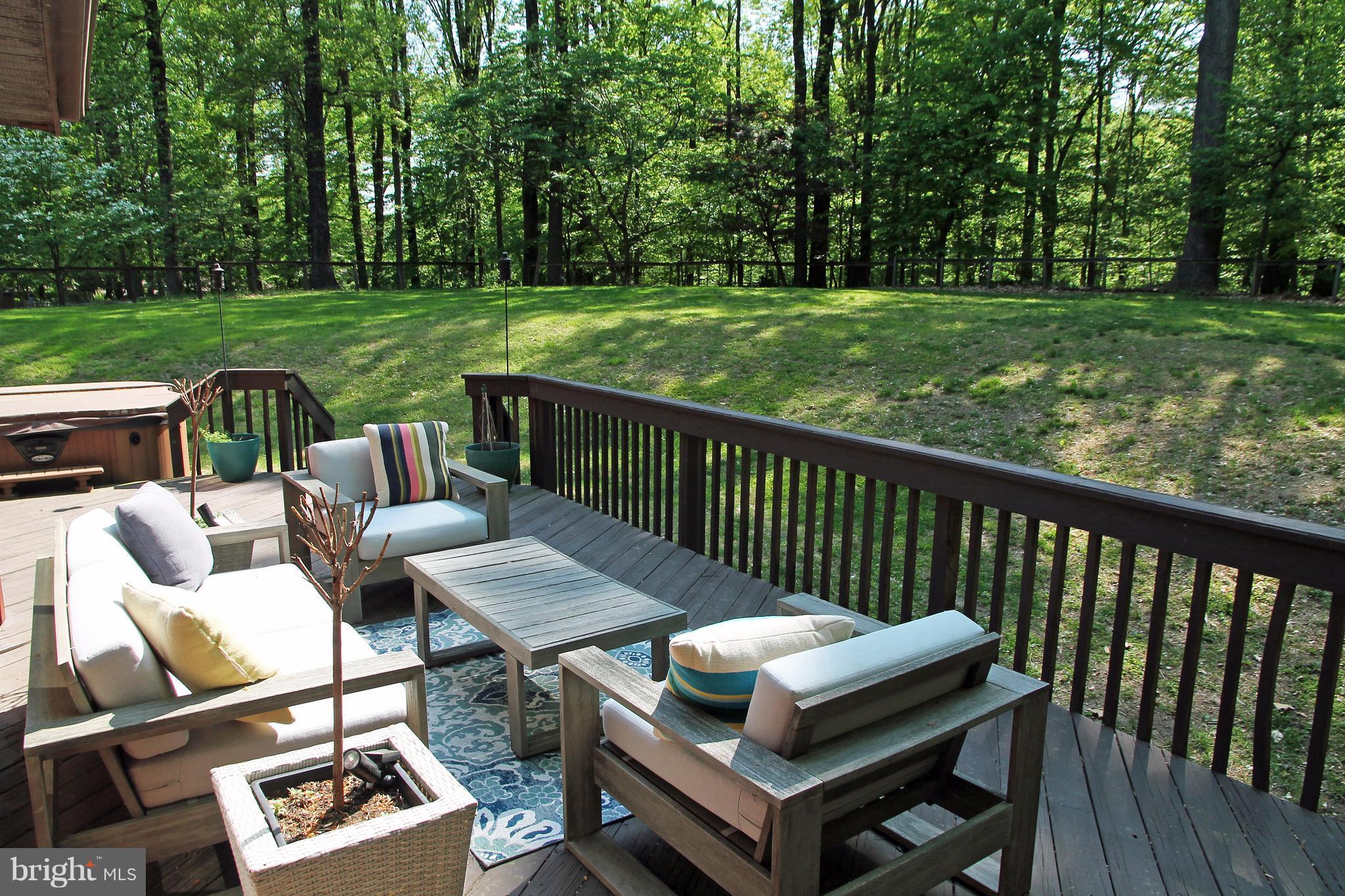 ASHTON WOODS - Residential