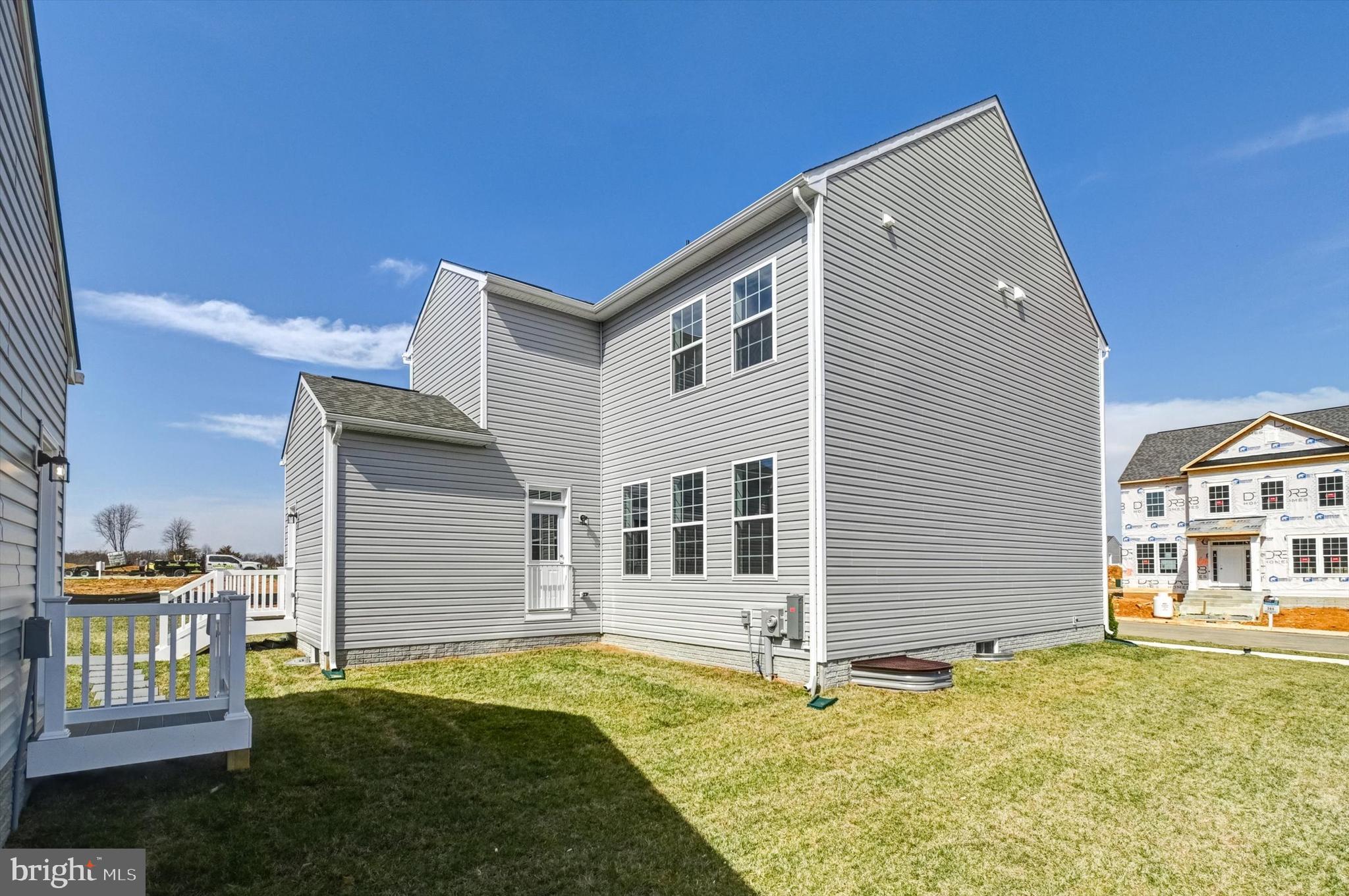 HUNTFIELD - Residential Lease