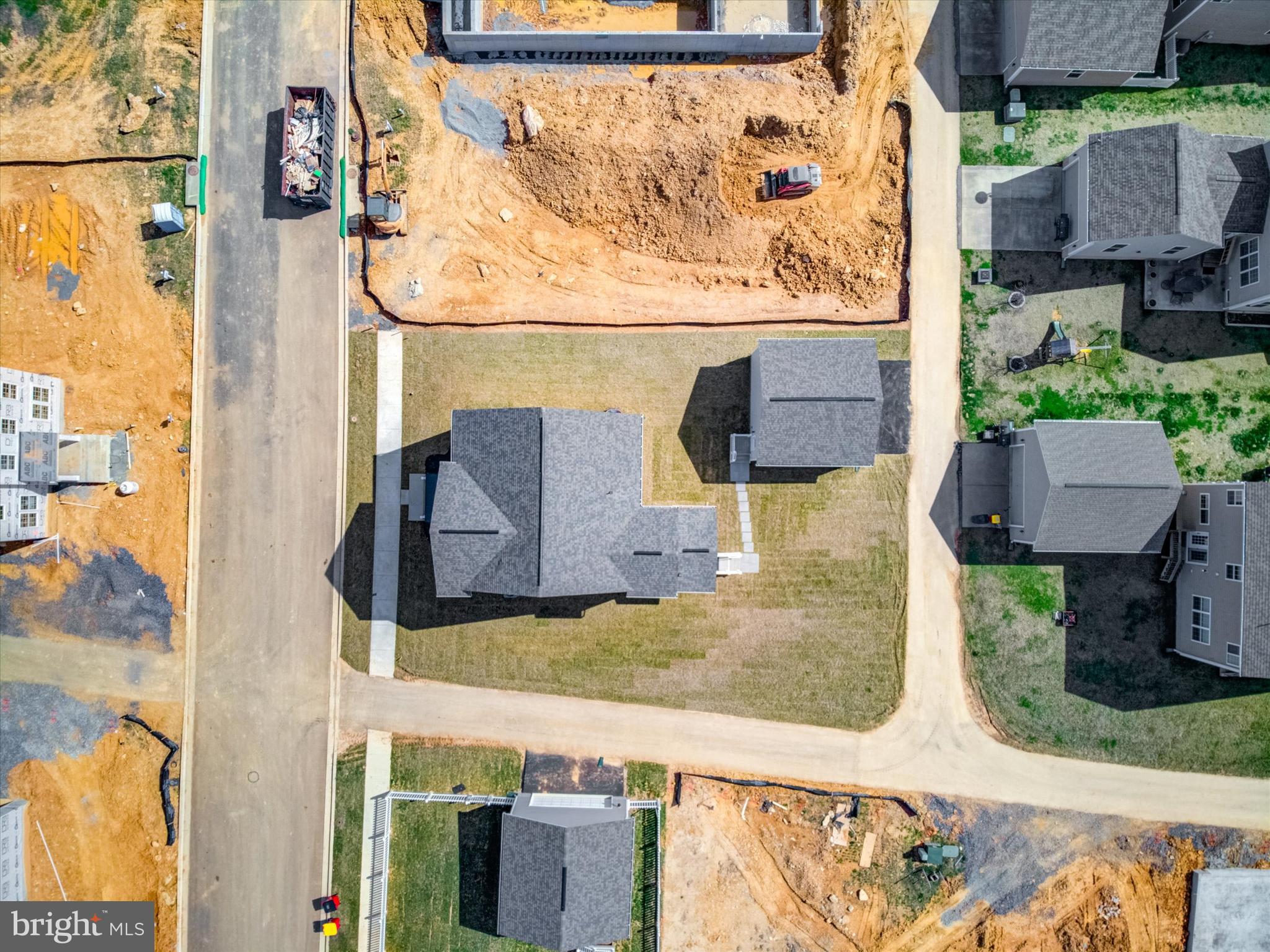 HUNTFIELD - Residential Lease