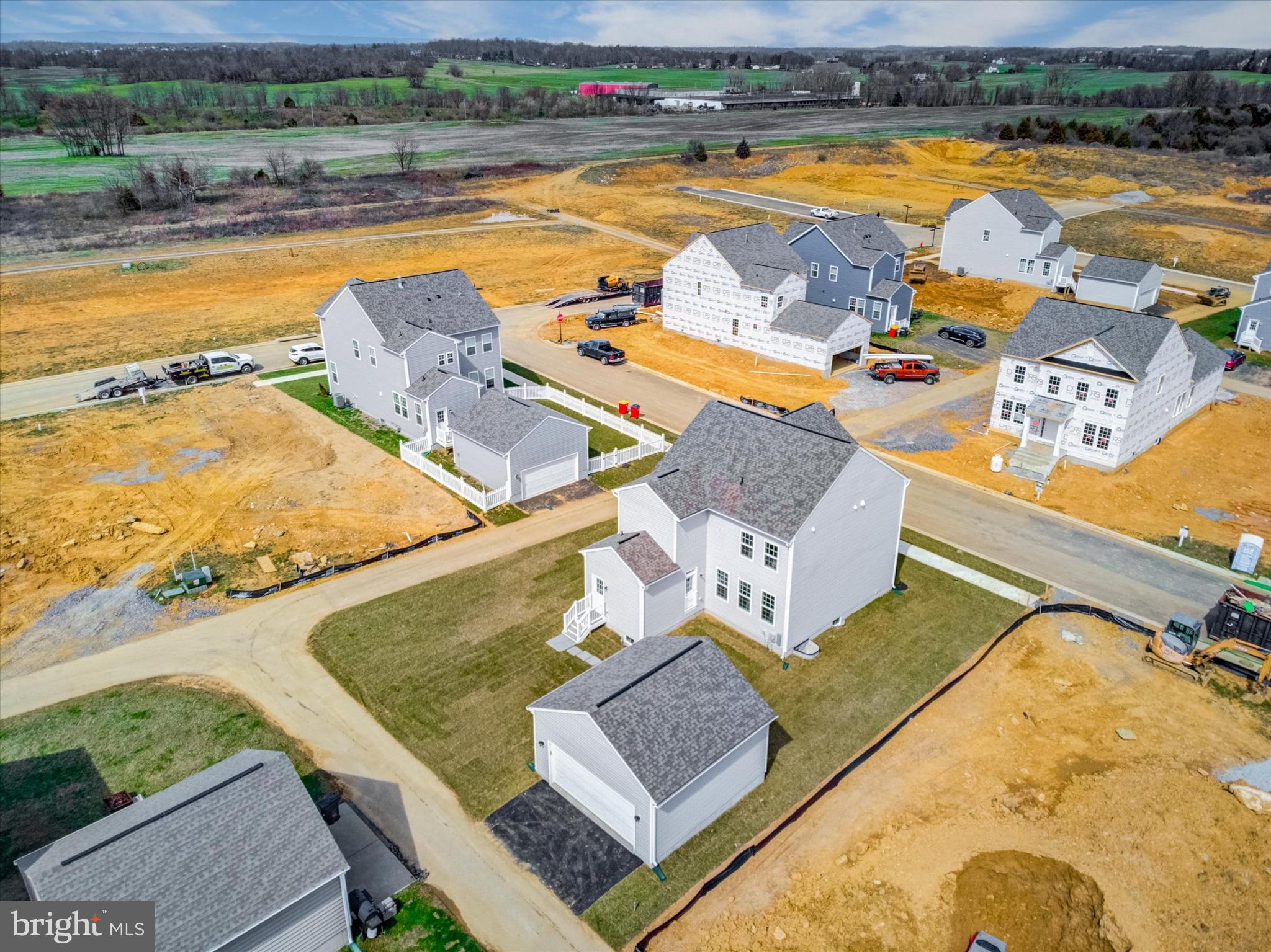 HUNTFIELD - Residential Lease