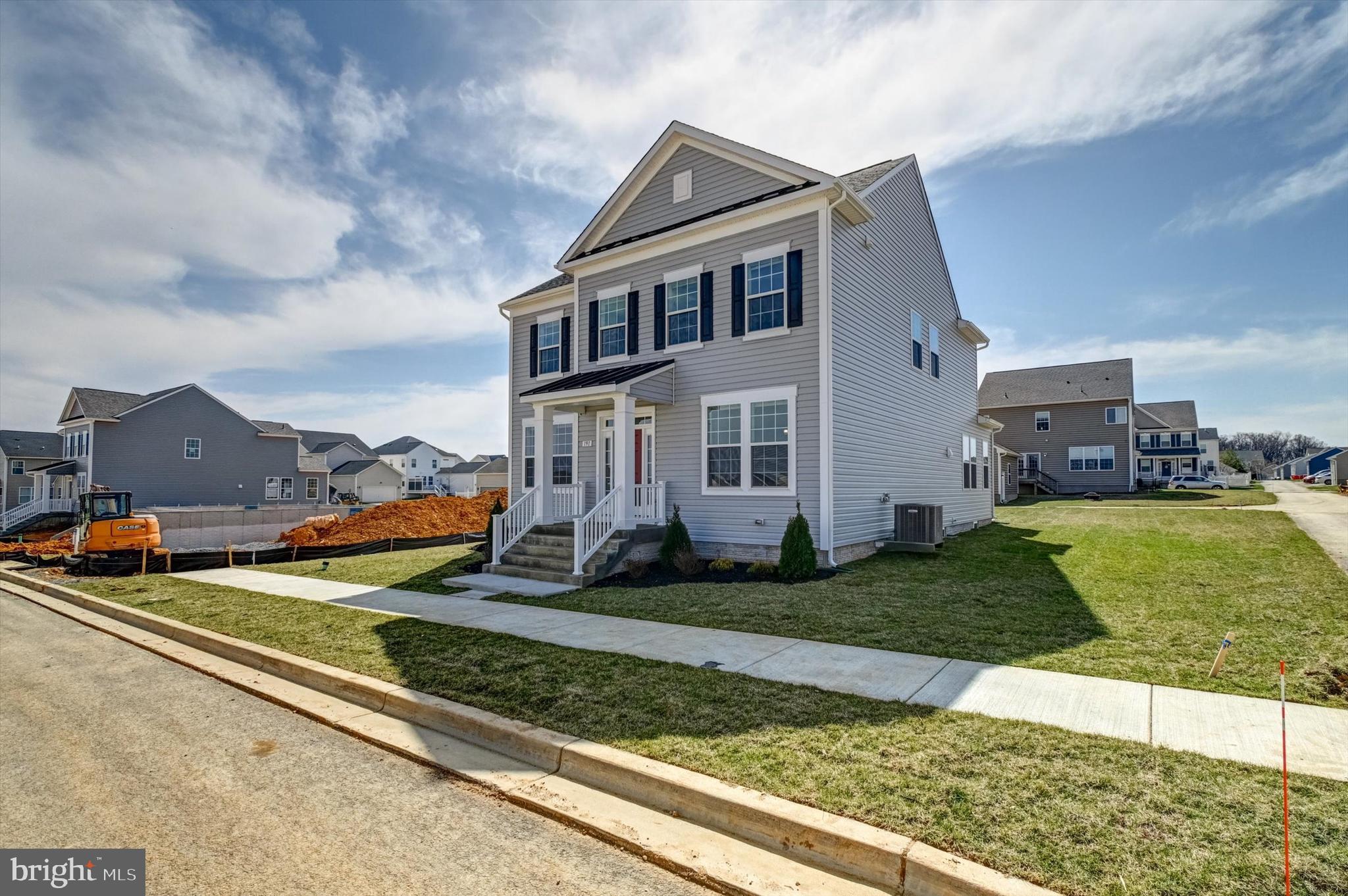 HUNTFIELD - Residential Lease