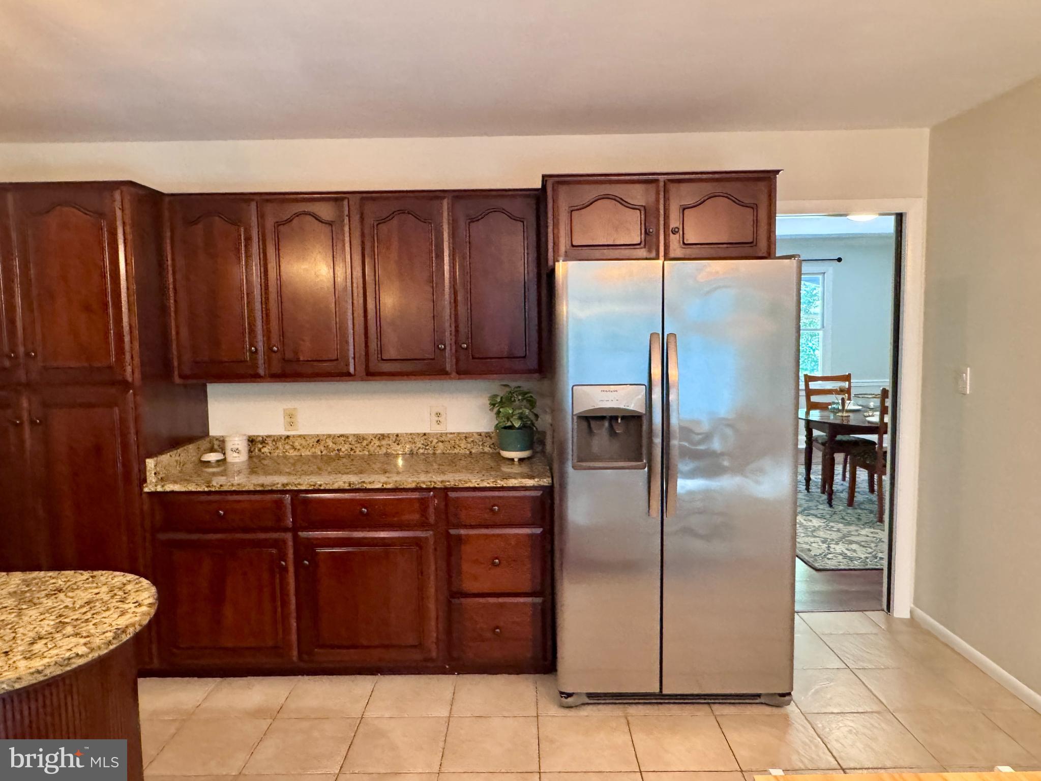 WILLOWDALE - Residential